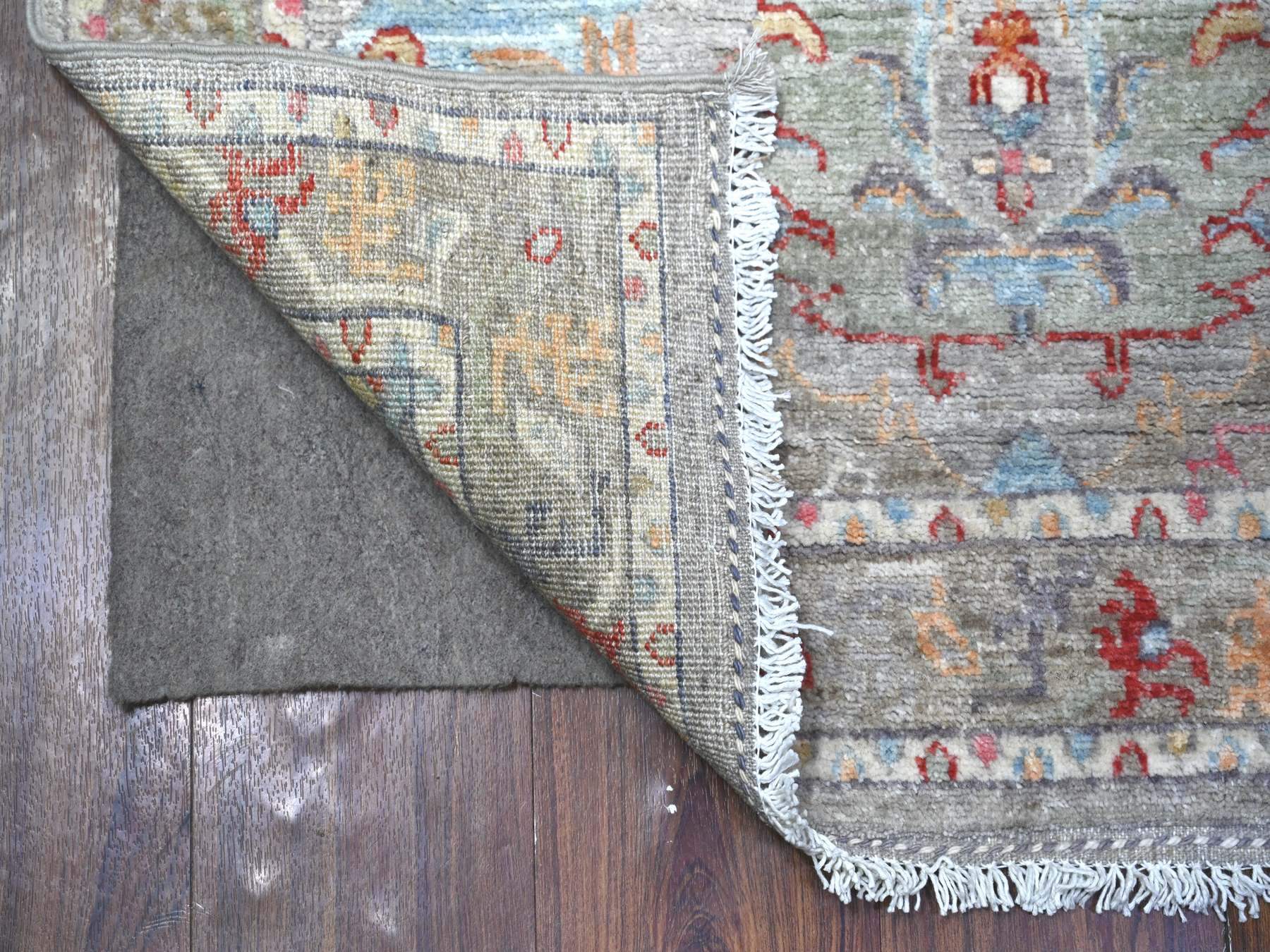 Gebochelde Rug The Art Of Rugs