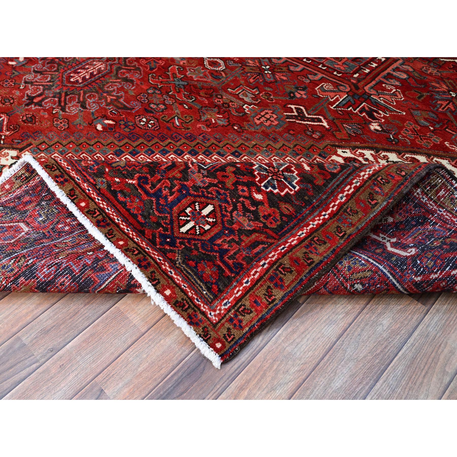 9'8"x12'4" Scarlet Red With Bistro White Corners, Hand Knotted Cropped Thin, Vintage Persian Heriz With Central Geometric Medallion Design, 100% Wool, Even Wear, Good Condition, Sides and Ends Professionally Secured, Oriental Rug Sh108