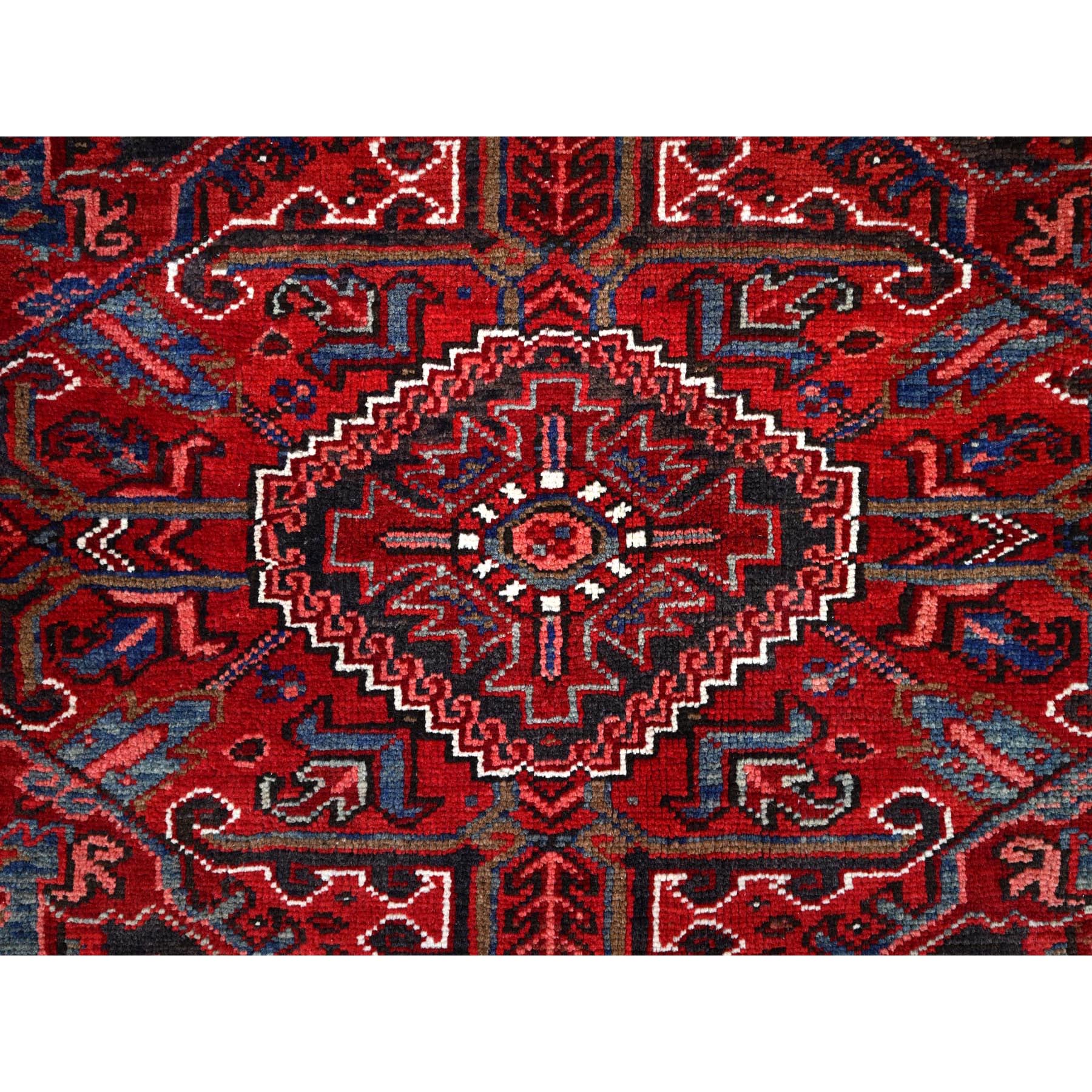 9'8"x12'4" Scarlet Red With Bistro White Corners, Hand Knotted Cropped Thin, Vintage Persian Heriz With Central Geometric Medallion Design, 100% Wool, Even Wear, Good Condition, Sides and Ends Professionally Secured, Oriental Rug Sh108