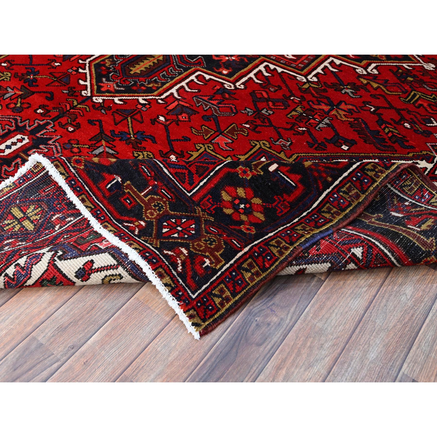 8'4"x10'7" Penn Red With Snow Drift White Corners, Hand Knotted, Clean, Good Condition, Tribal Weaving, Natural Dyes, Vintage Persian Heriz With Centre Flower Element, Oriental Rug Sh158