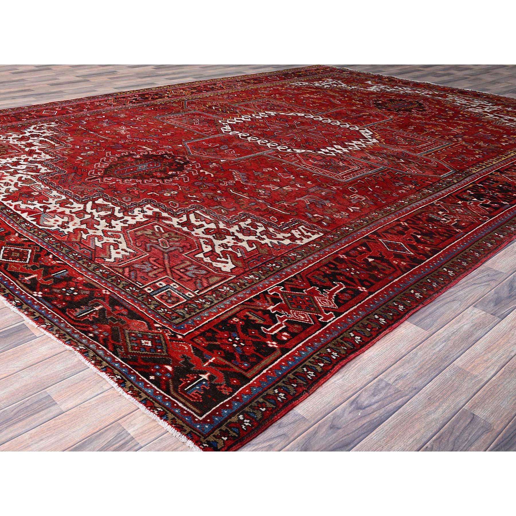 10'2"x13'8" Penn Red And Ivory Color Corners, Good Condition, Hand Knotted, Sides And Ends Secured Professionally, Semi Antique Persian Heriz, All Wool, Cropped Thin, Oriental Rug Sh181