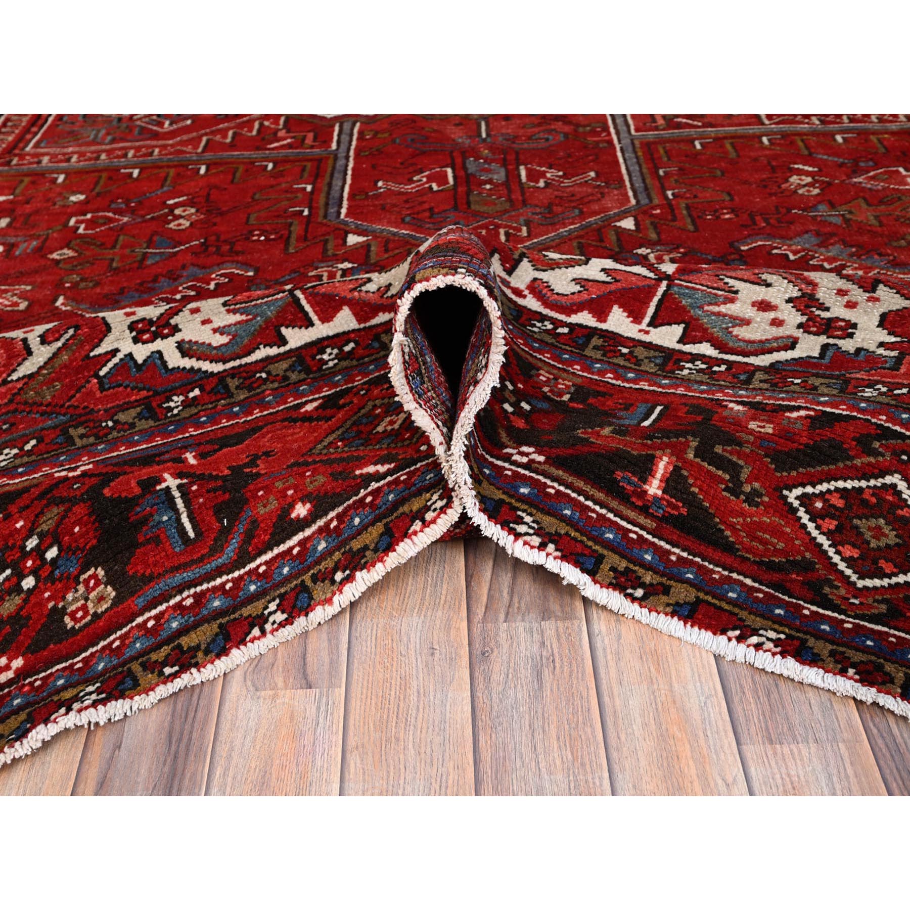10'2"x13'8" Penn Red And Ivory Color Corners, Good Condition, Hand Knotted, Sides And Ends Secured Professionally, Semi Antique Persian Heriz, All Wool, Cropped Thin, Oriental Rug Sh181