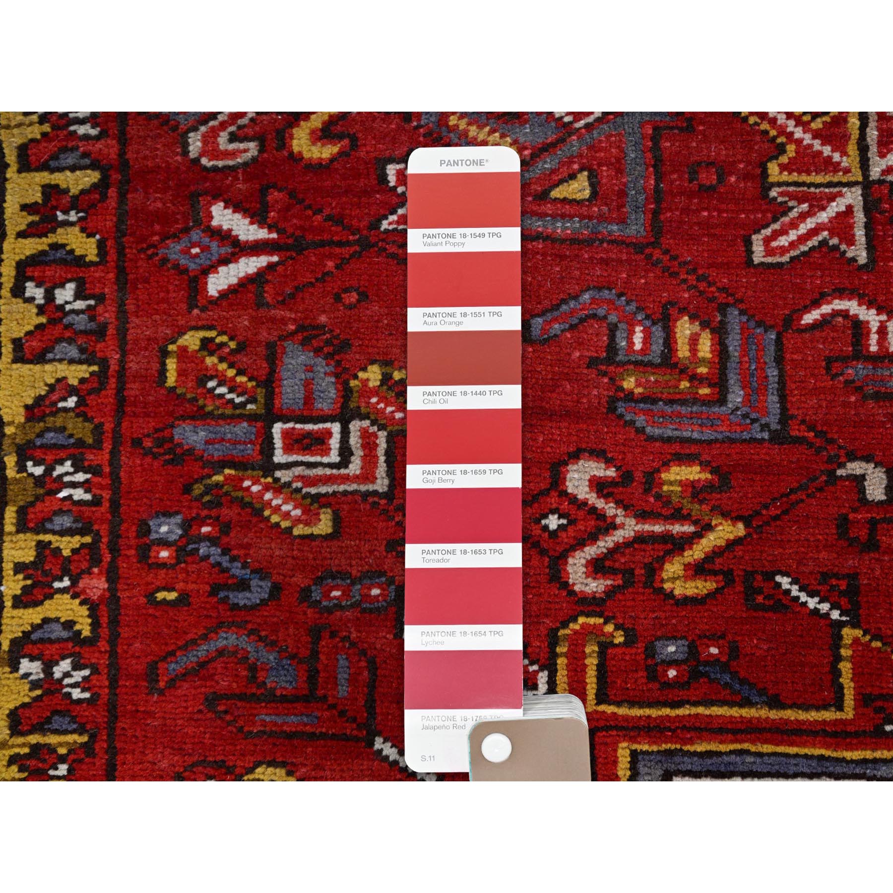 10'2"x13'8" Penn Red And Ivory Color Corners, Good Condition, Hand Knotted, Sides And Ends Secured Professionally, Semi Antique Persian Heriz, All Wool, Cropped Thin, Oriental Rug Sh181