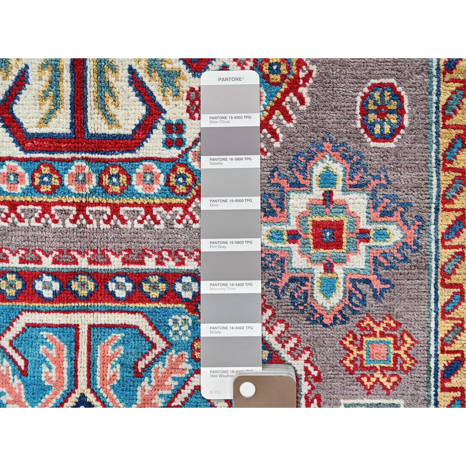 4'x5'9" Dove Gray, Hand Knotted, Kazak with Geometric Medallions Design, Vegetable Dyes, Denser Weave, Soft and Shiny Wool, Oriental Rug Sh360