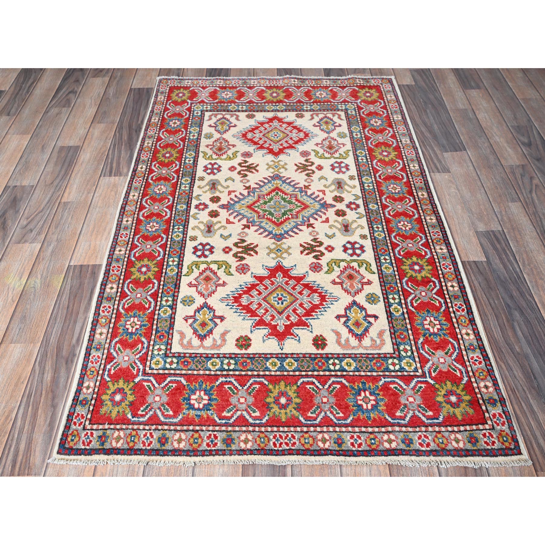 3'2"x5'3" Pearl White, Hand Knotted, Kazak with Geometric Medallions Design, Soft and Velvety Wool, Vegetable Dyes, Denser Weave, Oriental Rug Sh415