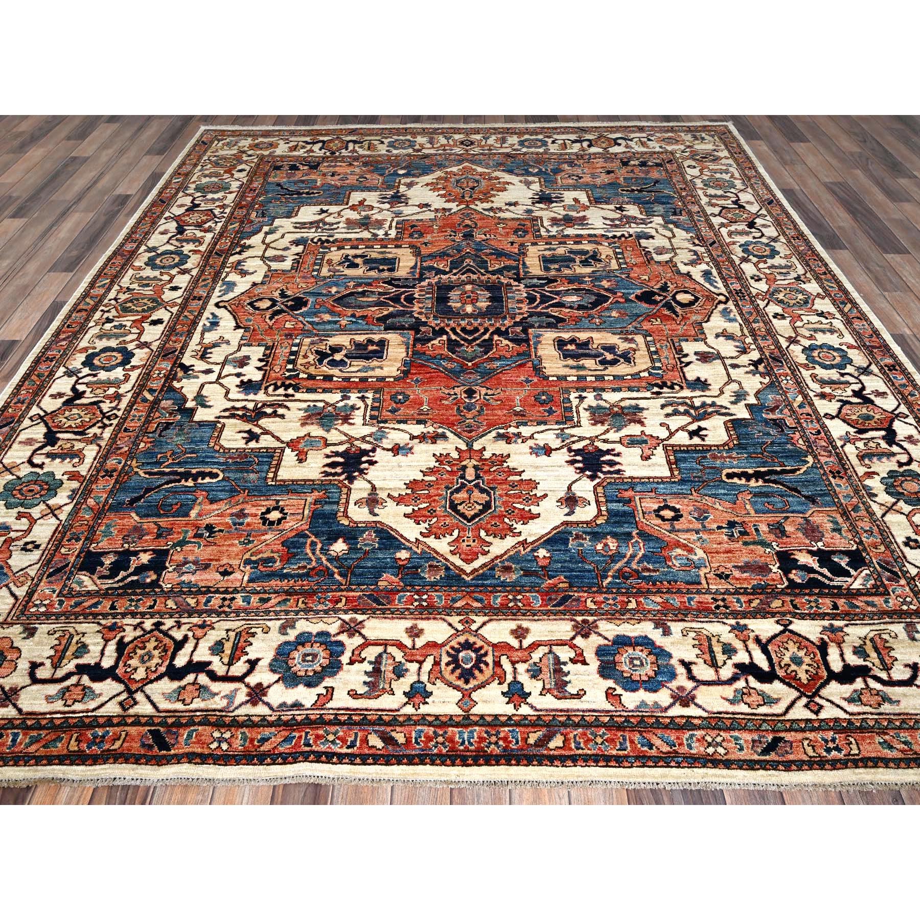 8'1"x9'8" Chiffon White, Aryana Grade, Serapi Heriz with Large Medallion Design, Vegetable Dyes, High Mountain Wool, Hand Knotted, Soft Pile, Densely Woven, Oriental Rug Sh1037