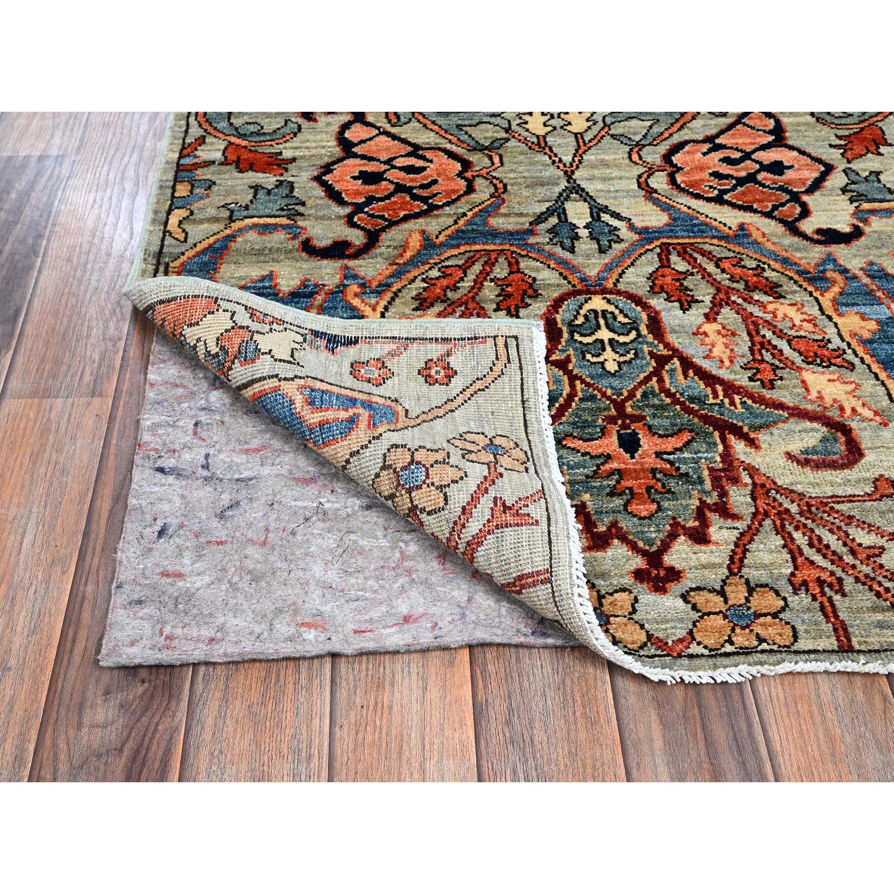 2'9"x9'10" Oyster Gray, Bijar Garus Design, Aryana Grade, Vegetable Dyes, High Mountain Wool, Hand Knotted, Soft Pile, Densely Woven, Runner, Oriental Rug Sh1068