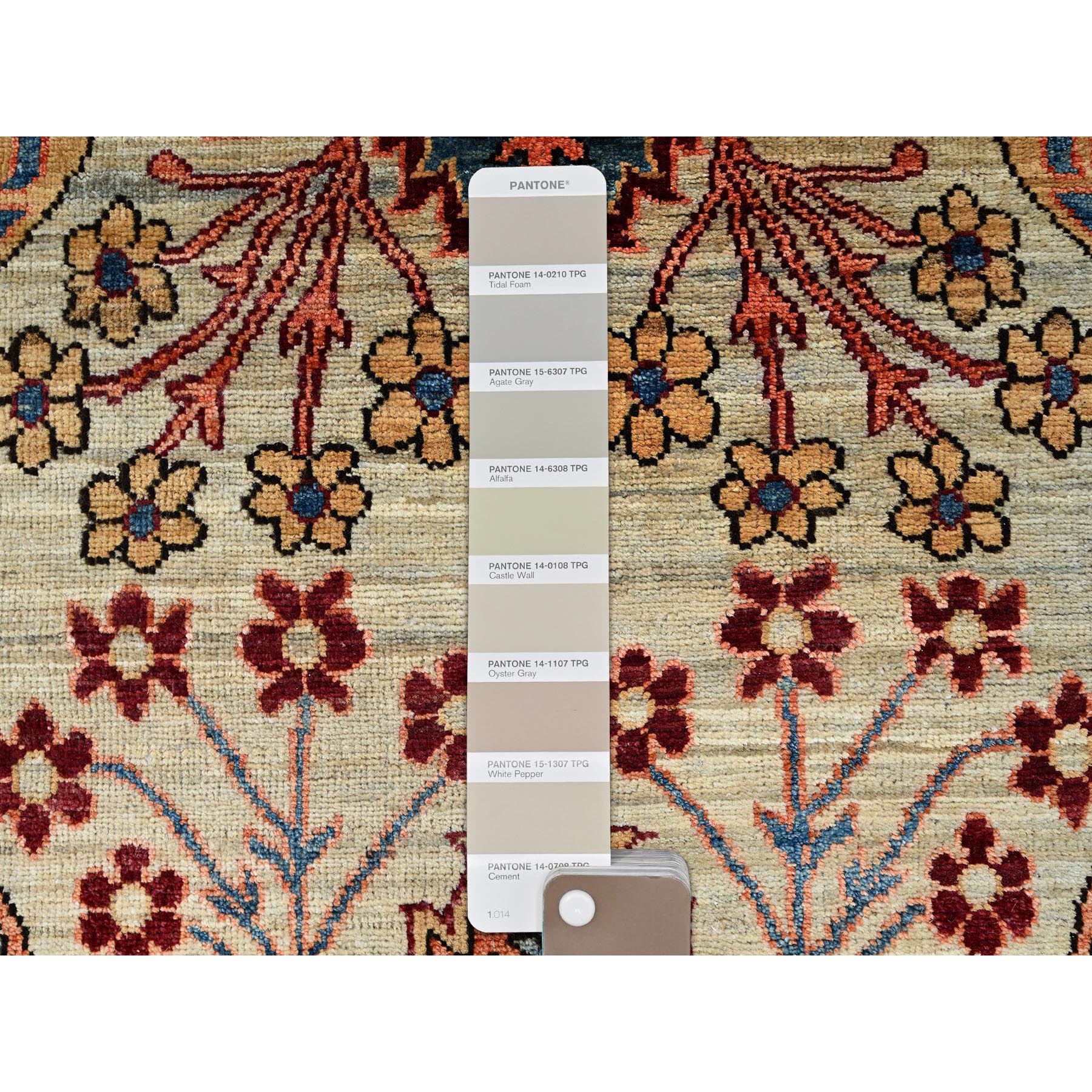 2'9"x9'10" Oyster Gray, Bijar Garus Design, Aryana Grade, Vegetable Dyes, High Mountain Wool, Hand Knotted, Soft Pile, Densely Woven, Runner, Oriental Rug Sh1068