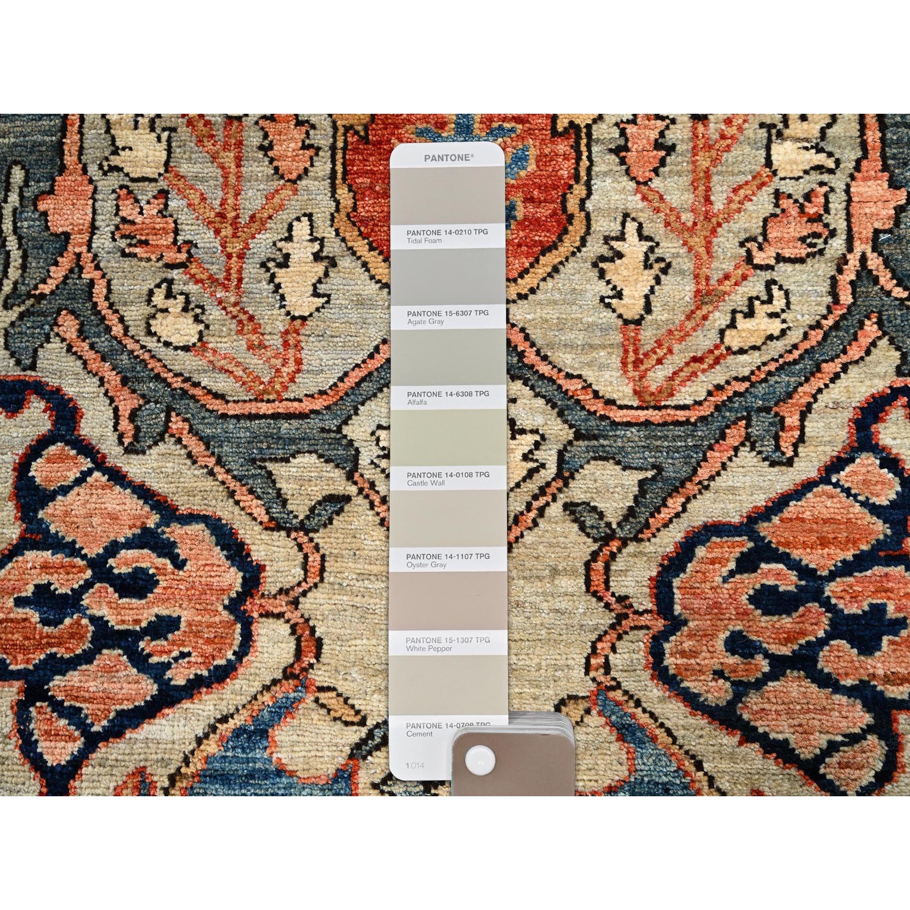 2'8"x9'7" Oyster Gray, Bijar Garus Design, Aryana Collection, Vegetable Dyes, High Mountain Wool, Hand Knotted, Soft Pile, Densely Woven, Runner, Oriental Rug Sh1070