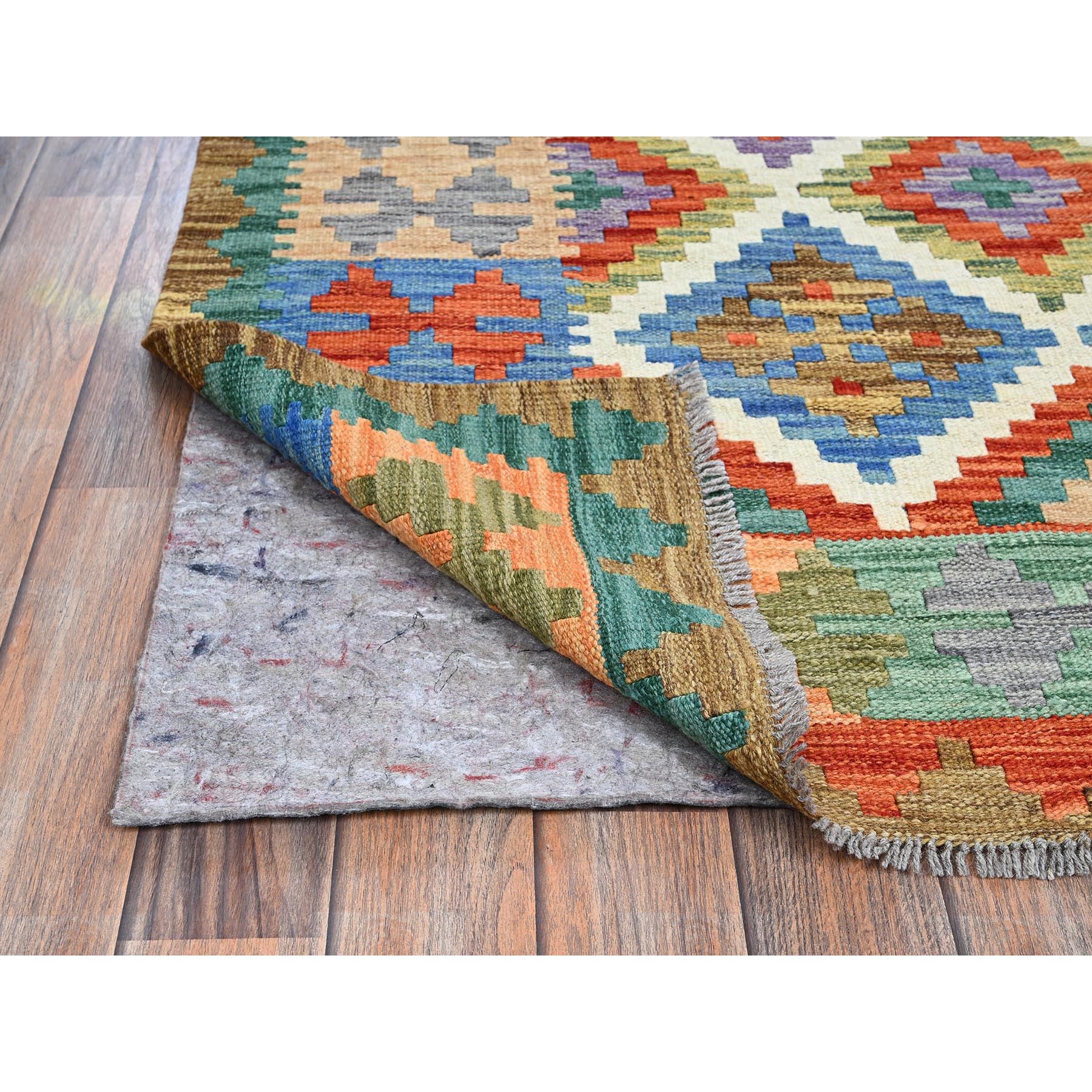 5'x6'7" Alabaster White, Afghan Kilim with Geometric Pattern, Vegetable Dyes, Pure Wool, Flat Weave, Hand Woven, Reversible, Oriental Rug Sh1201
