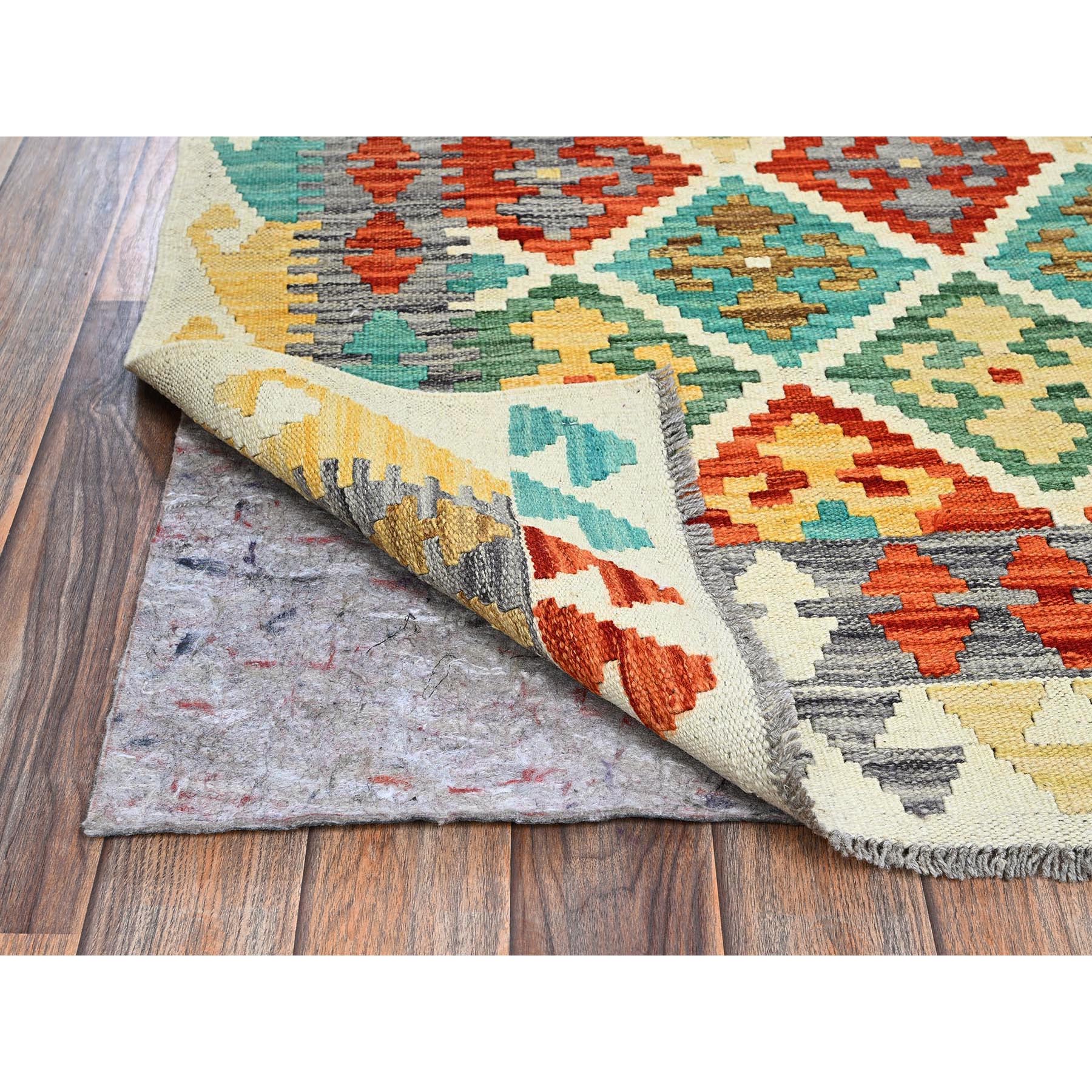 4'9"x6'7" Linen White, Afghan Kilim with Colorful Geometric Pattern, Vegetable Dyes, Pure Wool, Flat Weave, Hand Woven, Reversible, Oriental Rug Sh1202
