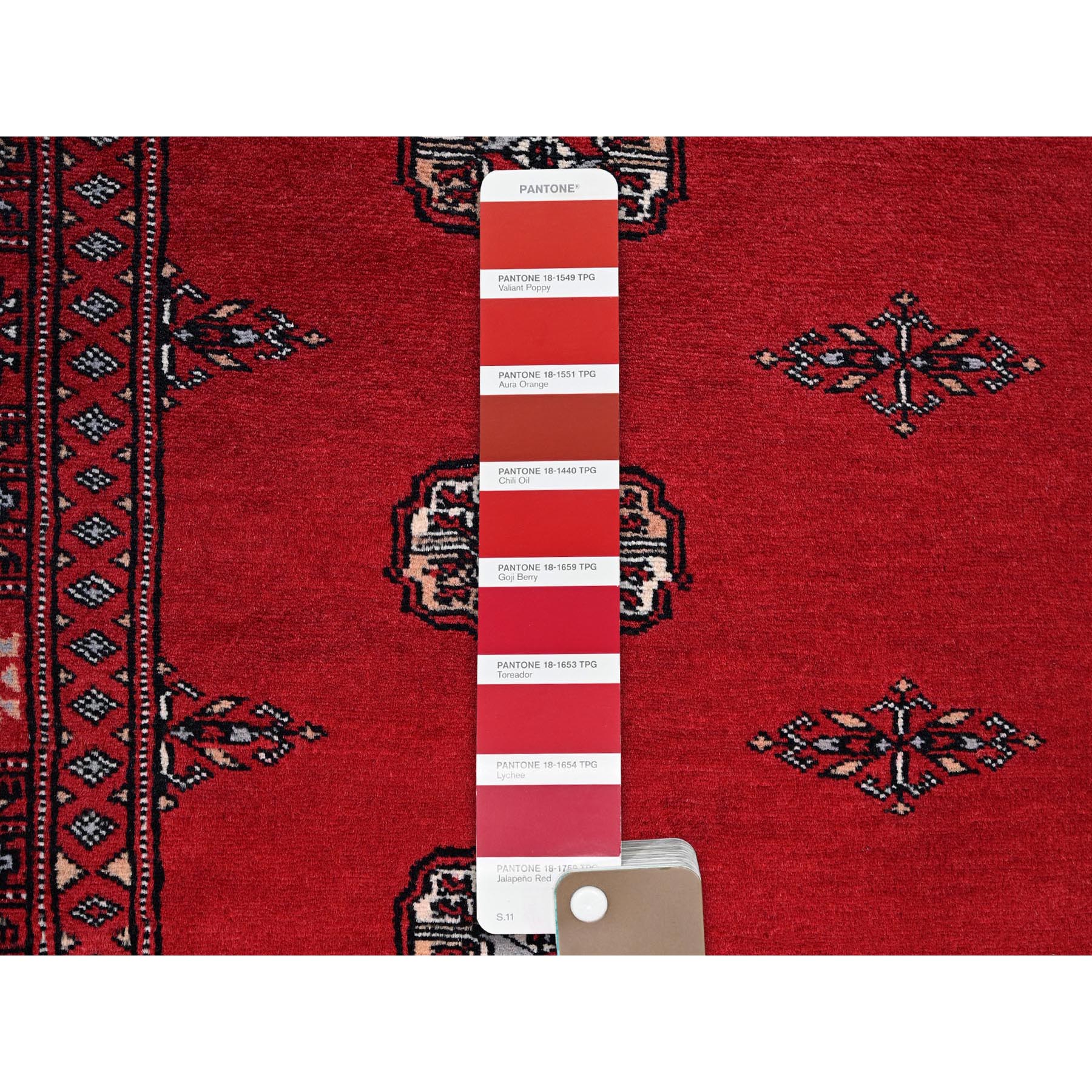 4'2"x6' Scarlet Red, Princess Bokara with Geometric Medallions, Vegetable Dyes, Soft and Vibrant Wool, Hand Knotted, Oriental Rug Sh1309