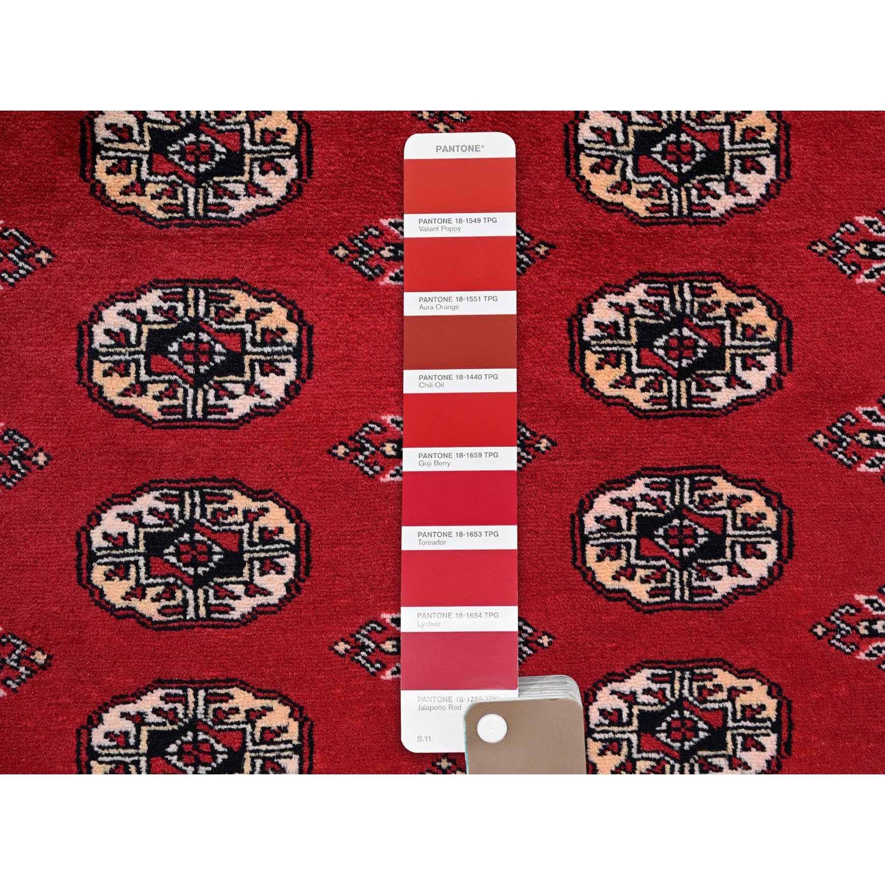 5'1"x8'1" Chili Red, Princess Bokara with Geometric Medallions, Vegetable Dyes, Soft and Shiny Wool, Hand Knotted, Mat, Sample, Oriental Rug Sh1322