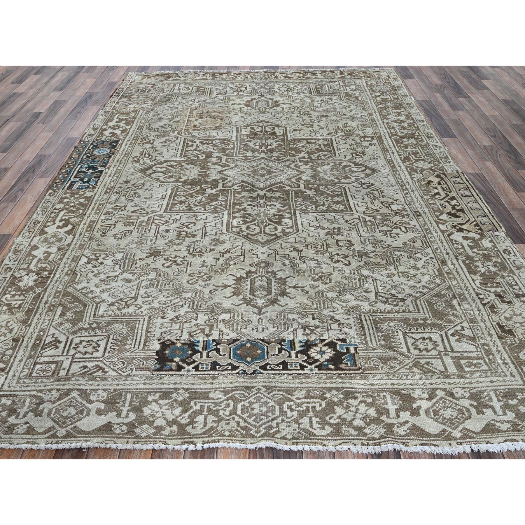 7'6"x10'4" Pastel Gray, Vintage Persian Heriz with Geometric Medallion Design, Stone Washed, Unique Patches, Abrash, 100% Wool, Hand Knotted, Even Wear, Cropped Thin, Sides and Ends Professionally Secured, Oriental Rug Sh1337