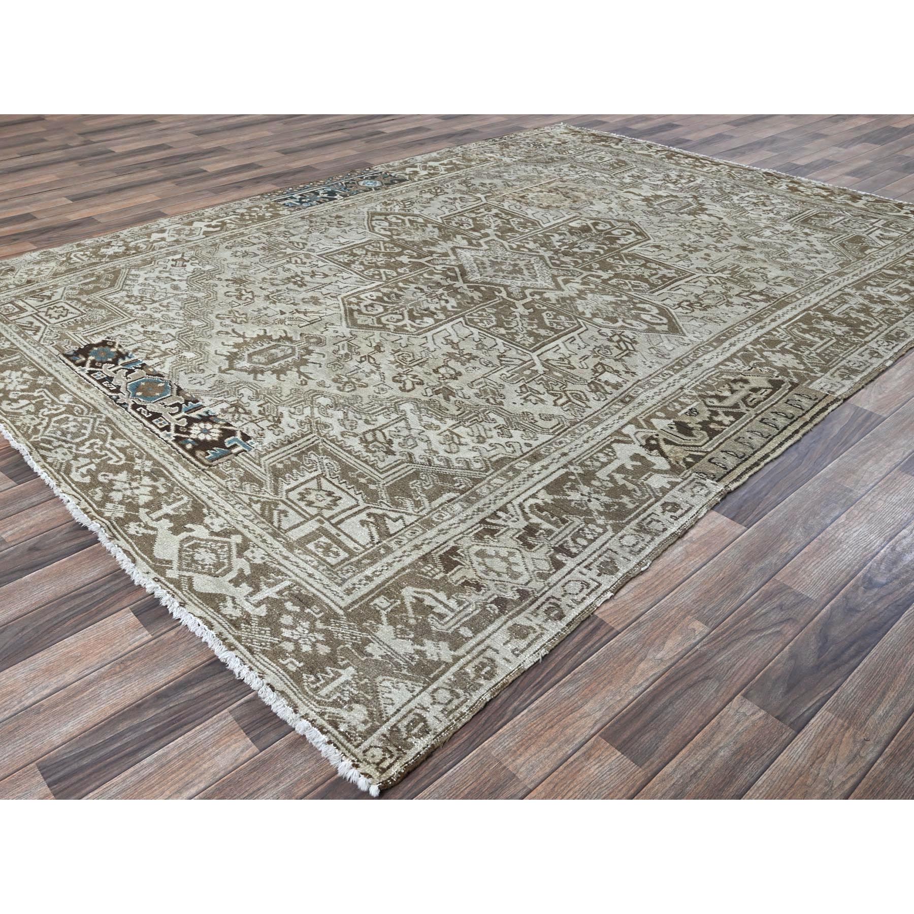 7'6"x10'4" Pastel Gray, Vintage Persian Heriz with Geometric Medallion Design, Stone Washed, Unique Patches, Abrash, 100% Wool, Hand Knotted, Even Wear, Cropped Thin, Sides and Ends Professionally Secured, Oriental Rug Sh1337