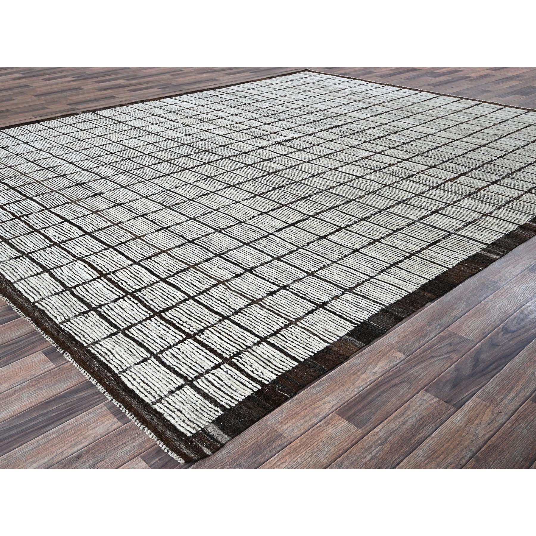 9'7"x11'8" Snow White, Moroccan Weave with Grid Design, Tone on Tone, Textured Pile, Undyed Natural Wool, Hand Knotted, Oriental Rug Sh1376