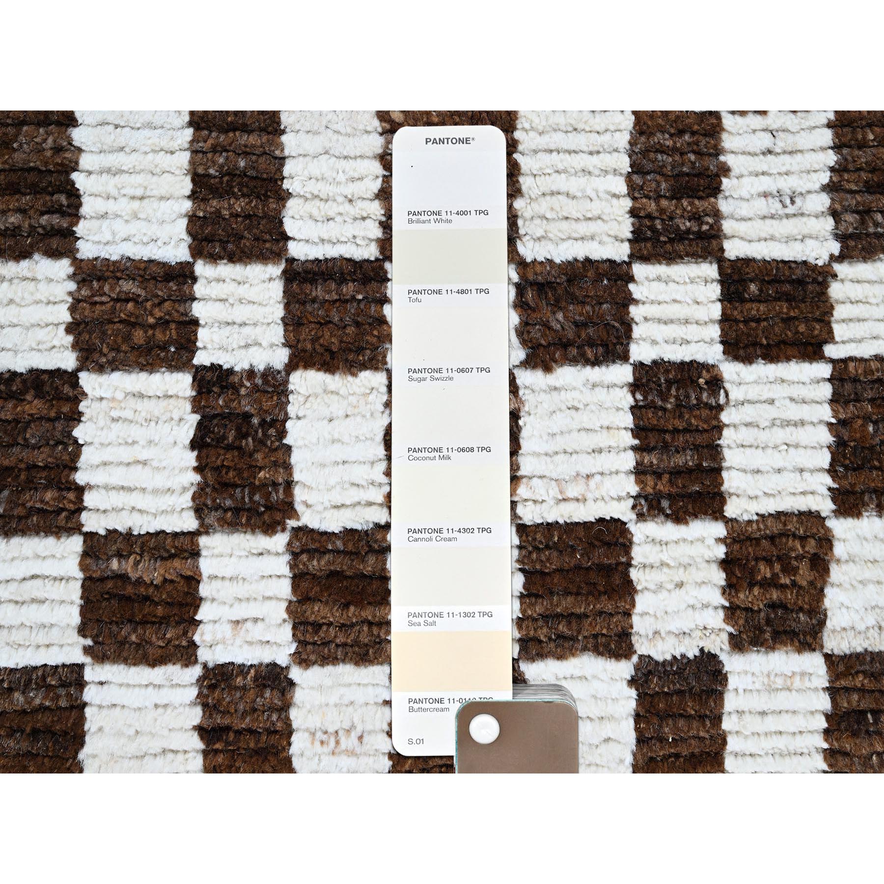 2'10"x4'10" Chocolate Brown and Ivory, Moroccan Weave with Squares Design, Tone on Tone, Textured Pile, Undyed Natural Wool, Hand Knotted, Oriental Rug Sh1381