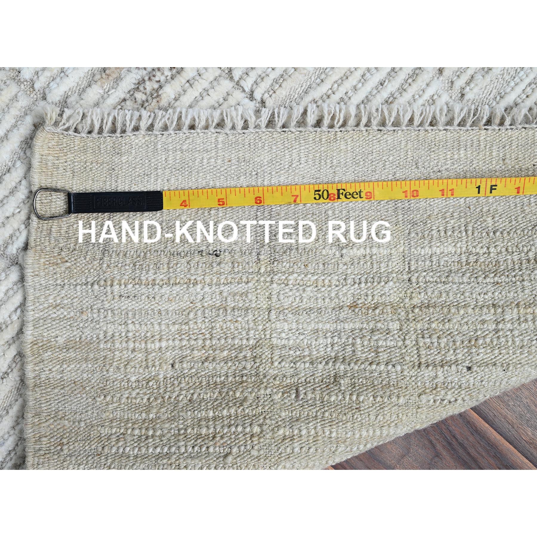 2'4"x3' Pearl White, Moroccan Weave with Squares Design, Textured Pile, Tone on Tone, Undyed Natural Wool, Hand Knotted, Sample, Mat, Oriental Rug Sh1386