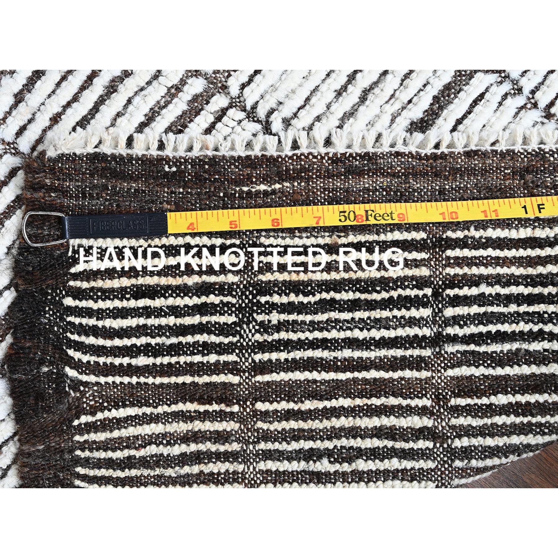 2'1"x2'8" Daisy White, Moroccan Weave with Grid Design, Textured Pile, Tone on Tone, Undyed Natural Wool, Hand Knotted, Mat, Sample, Oriental Rug Sh1392