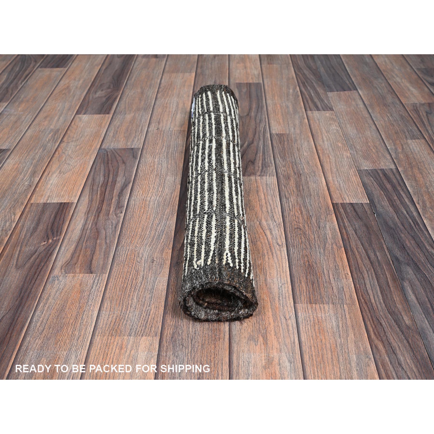 2'1"x2'8" Vista White, Tone on Tone, Moroccan Weave with Box Design, Textured Pile, Undyed Natural Wool, Hand Knotted, Mat, Sample, Oriental Rug Sh1396