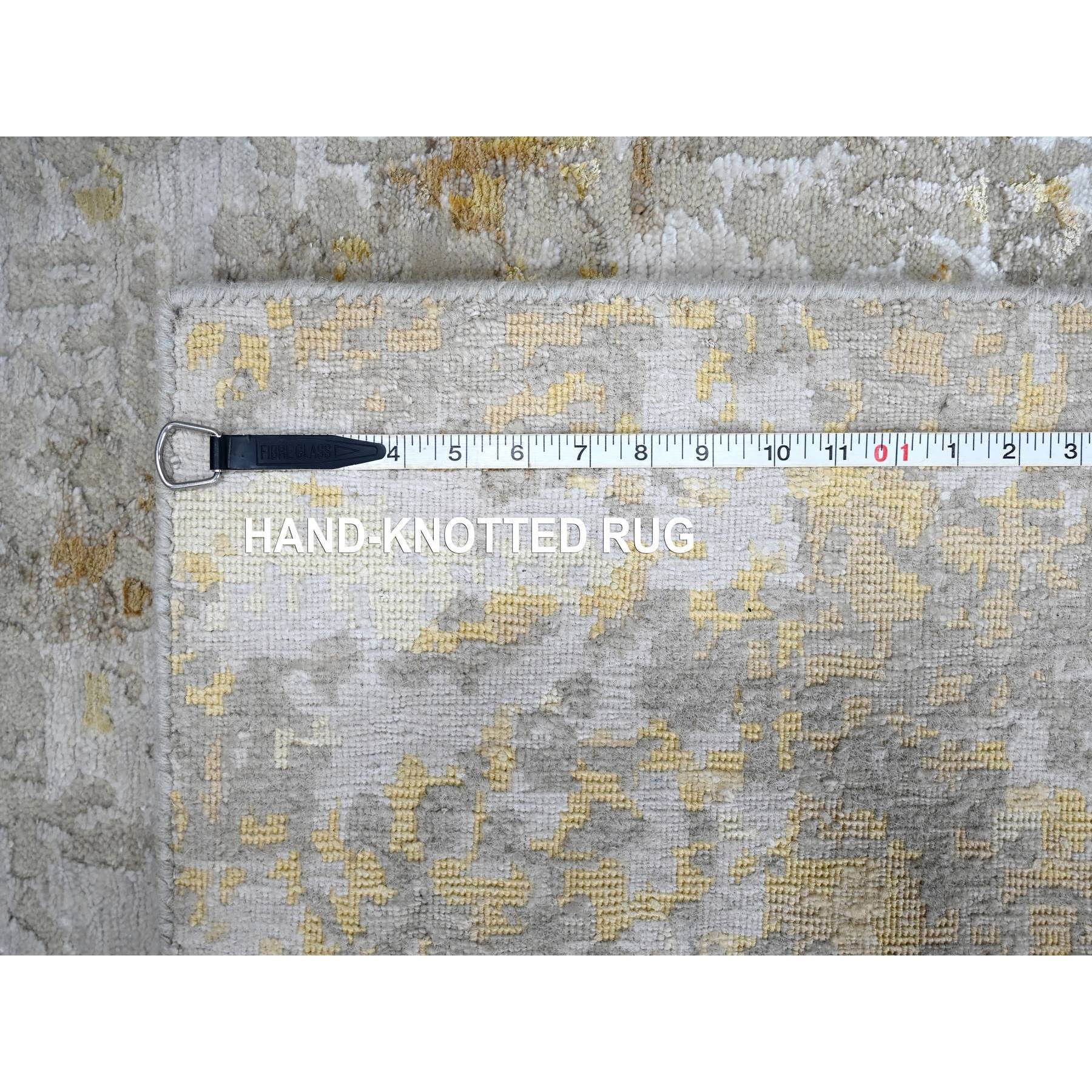 4'x5'9" Pastel Gray with Touches of Gold, Hi-Low Pile, Abstract Design, Wool and Silk, Hand Knotted, Oriental Rug Sh10055