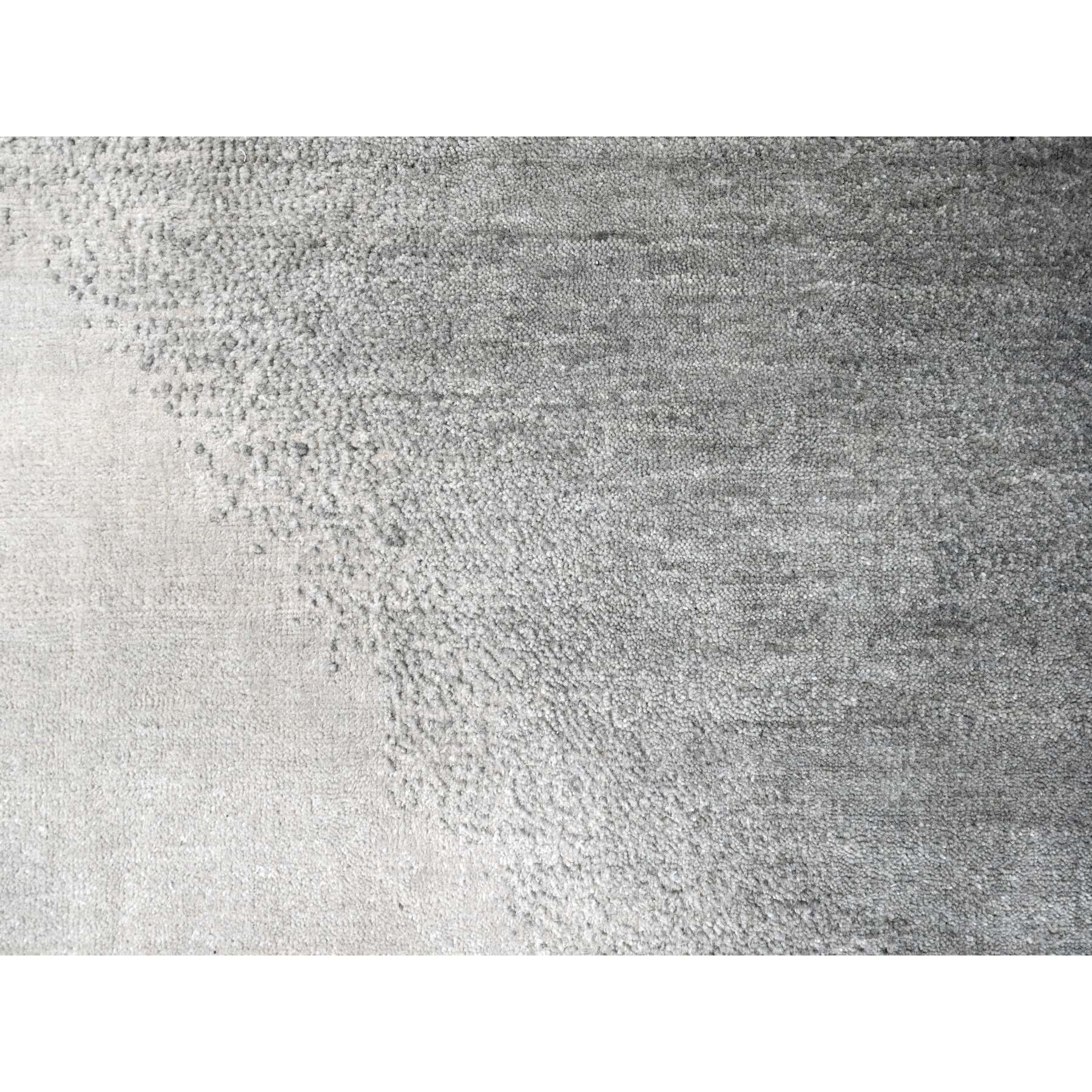9'x11'10" Perfect Gray, THE MOONLIGHT, Modern Gradation Design, Thick and Plush, 100% Wool, Hand Knotted, Oriental Rug Sh10057