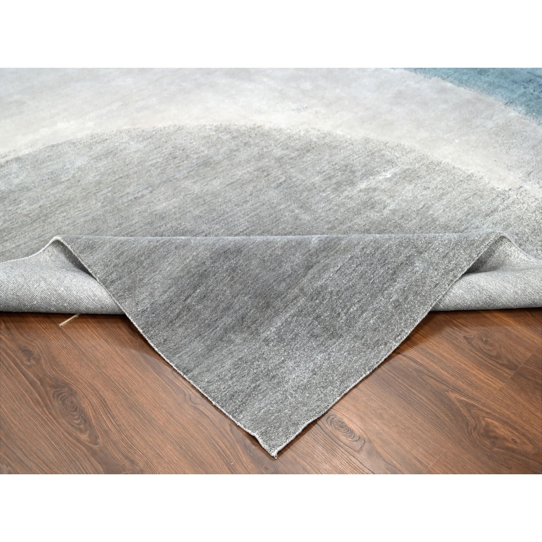 9'x11'10" THE OCEAN, Modern Gradation Design, Thick and Plush, Hand Knotted, 100% Wool, Oriental Rug Sh10059
