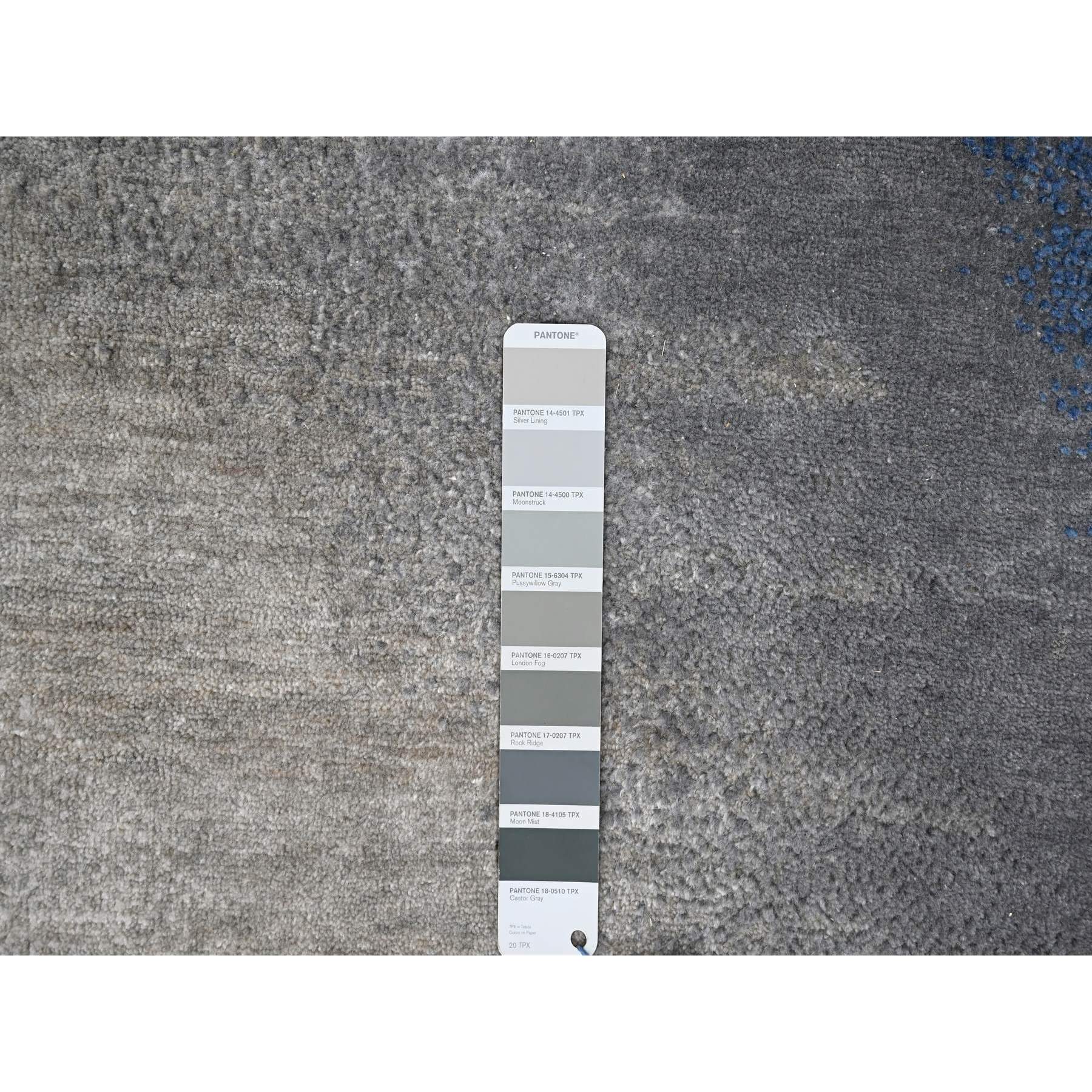 9'x11'10" THE SKY AND OCEAN, Modern Gradation Design, Thick and Plush, 100% Wool, Hand Knotted, Oriental Rug Sh10060