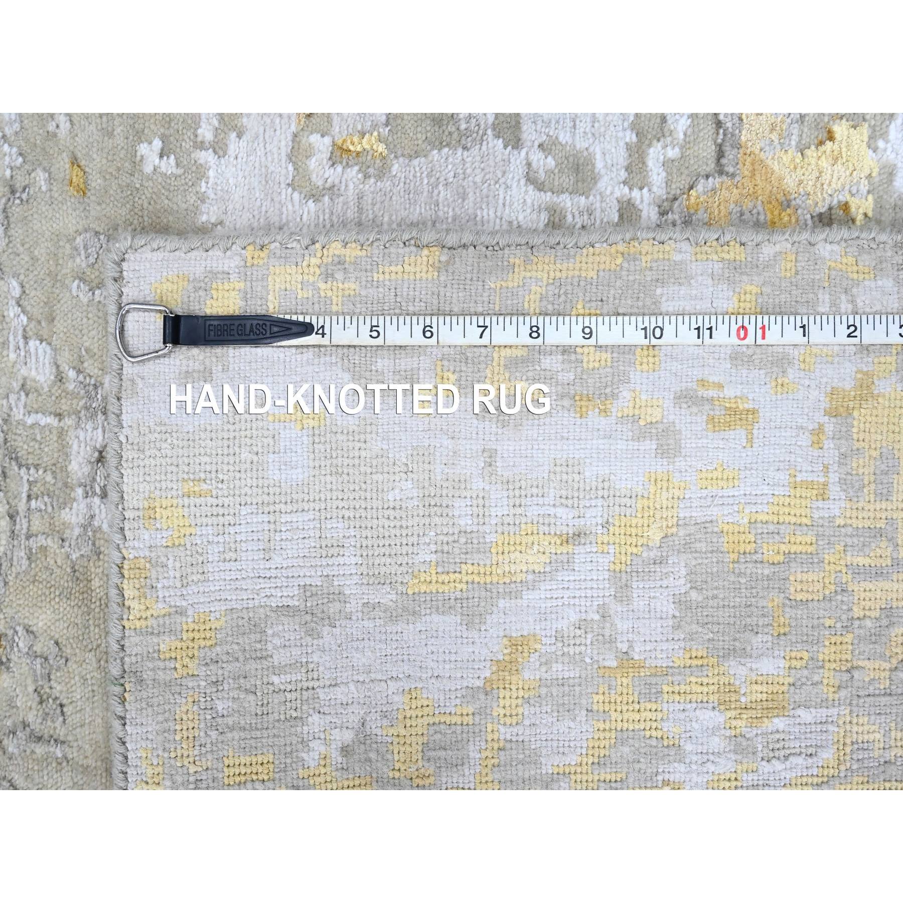 5'x7' Beige with Gold, Hand Knotted, Abstract Design, Wool and Silk, Hi-Low Pile, Oriental Rug Sh10200