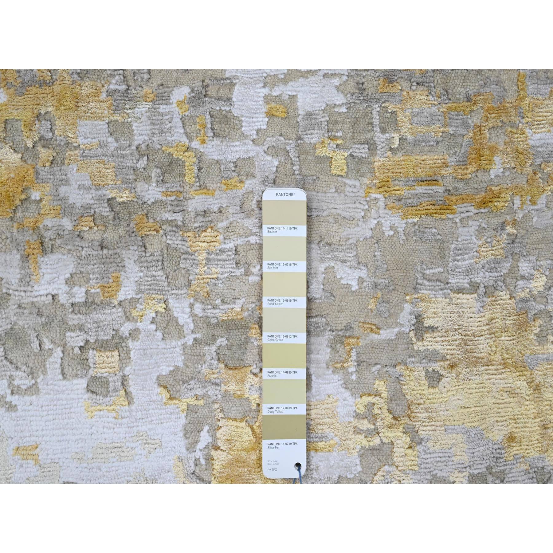 10'x10' Beige with Gold, Abstract Design, Wool and Silk, Hi-Low Pile, Hand Knotted, Round, Oriental Rug Sh10209