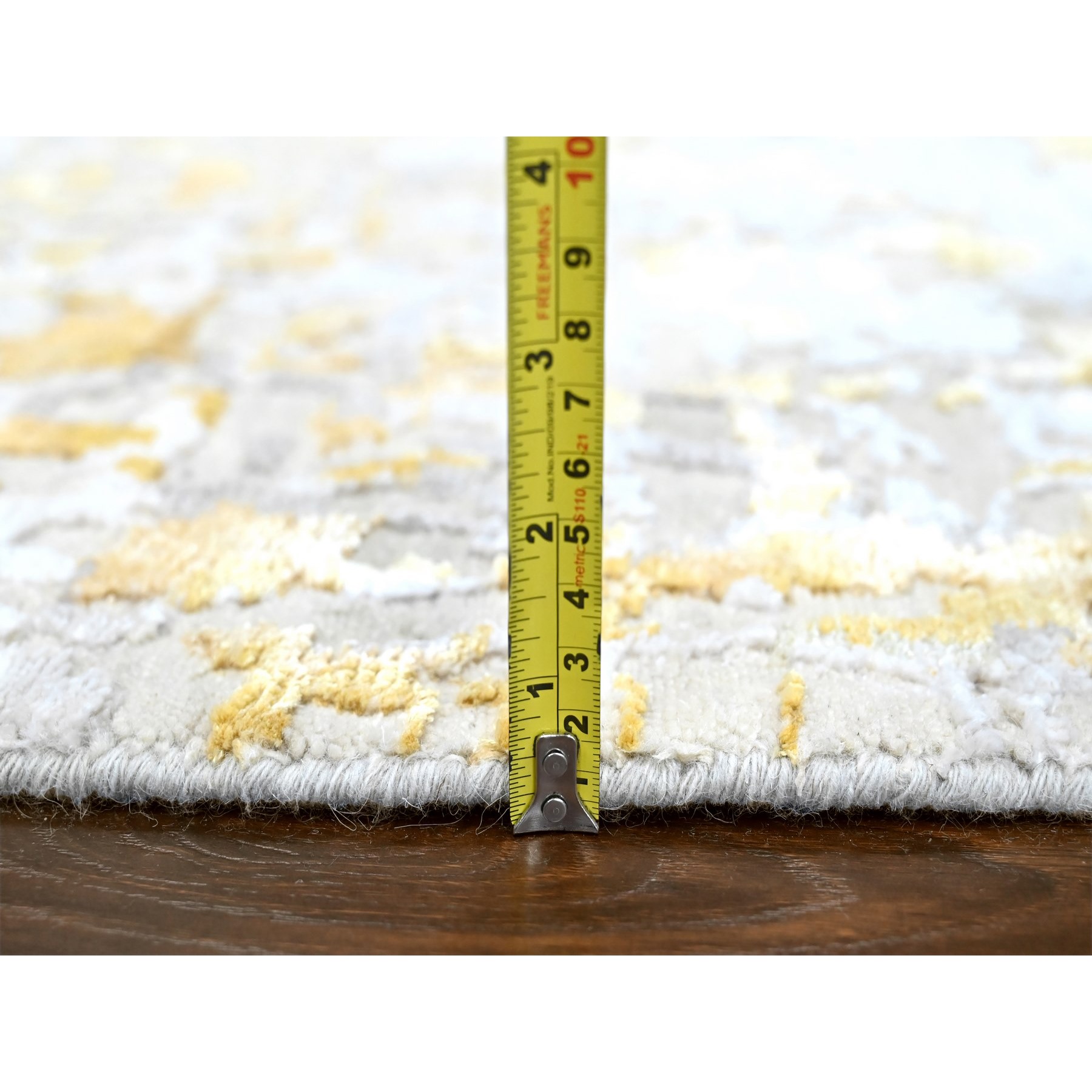 10'x10' Beige with Gold, Abstract Design, Wool and Silk, Hi-Low Pile, Hand Knotted, Round, Oriental Rug Sh10209