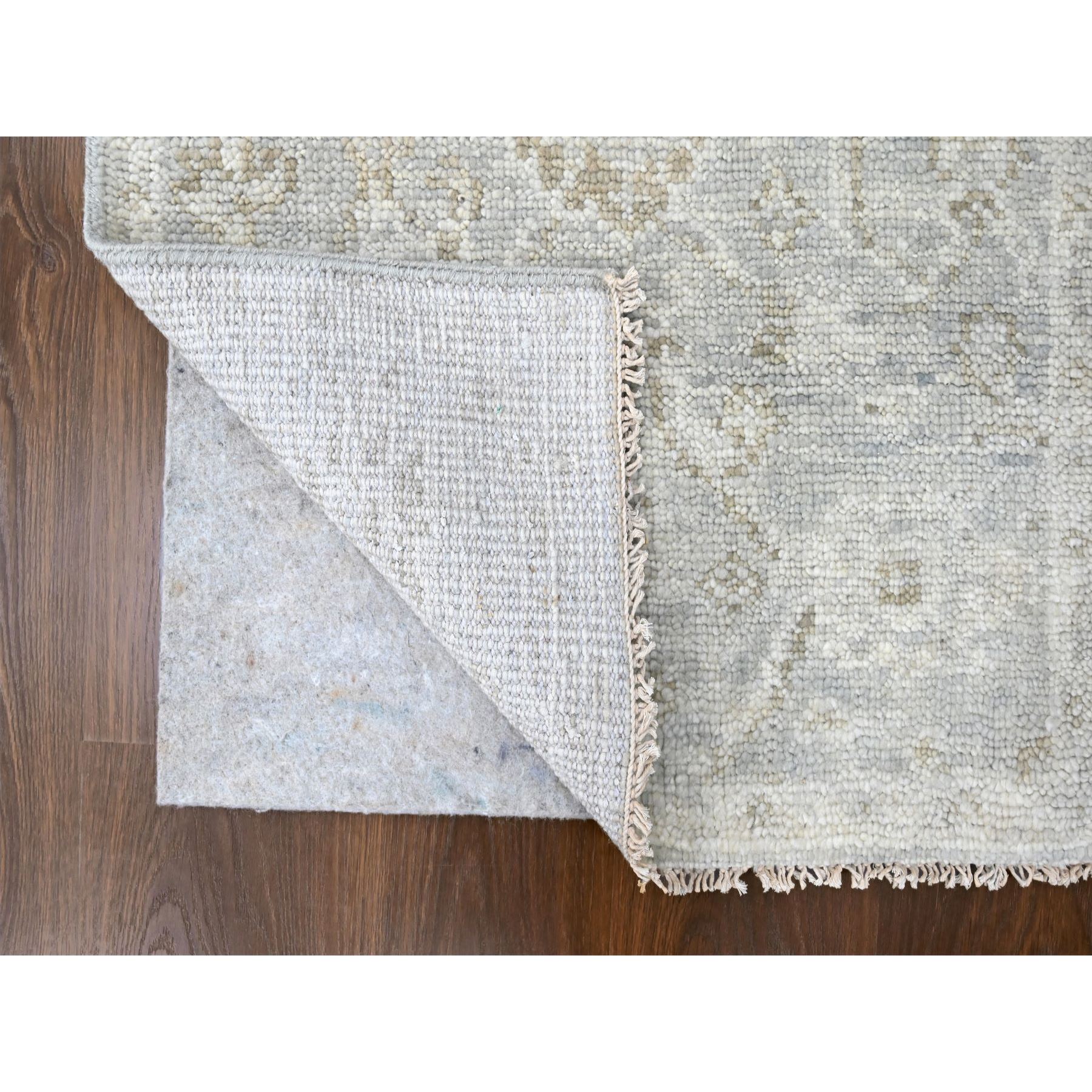 2'6"x8'6" Medium Gray, Supple Collection, Oushak All Over Design, Soft Velvety Wool, Hand Knotted, Vegetable Dyes, Runner, Oriental Rug Sh10255