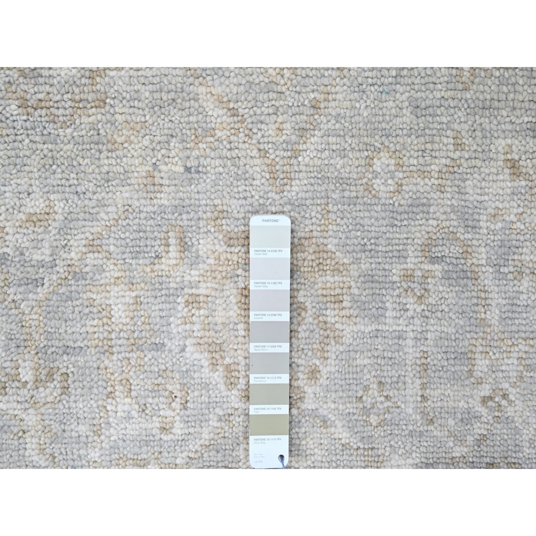 2'6"x8'6" Medium Gray, Supple Collection, Oushak All Over Design, Soft Velvety Wool, Hand Knotted, Vegetable Dyes, Runner, Oriental Rug Sh10255
