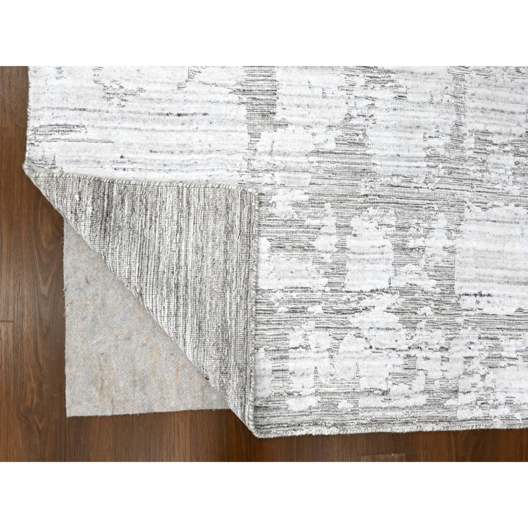 8'x10' Bone White, Hand Loomed, Wool and Plant Based Silk, Textured Pile, Modern Design, Oriental Rug Sh10270