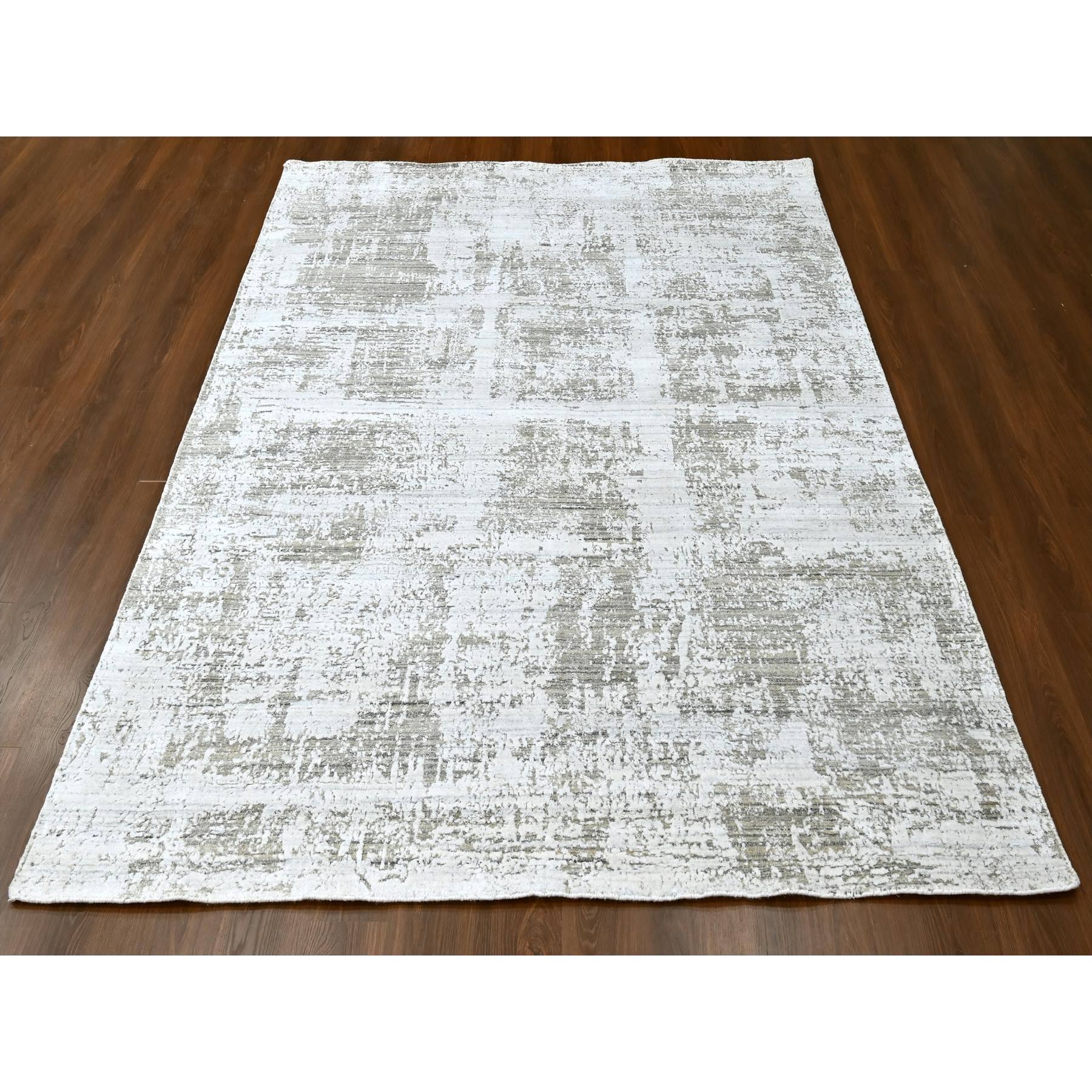 8'x10' Cotton White with Brown, Modern Design, Hand Loomed, Wool and Plant Based Silk, Textured Pile, Oriental Rug Sh10281