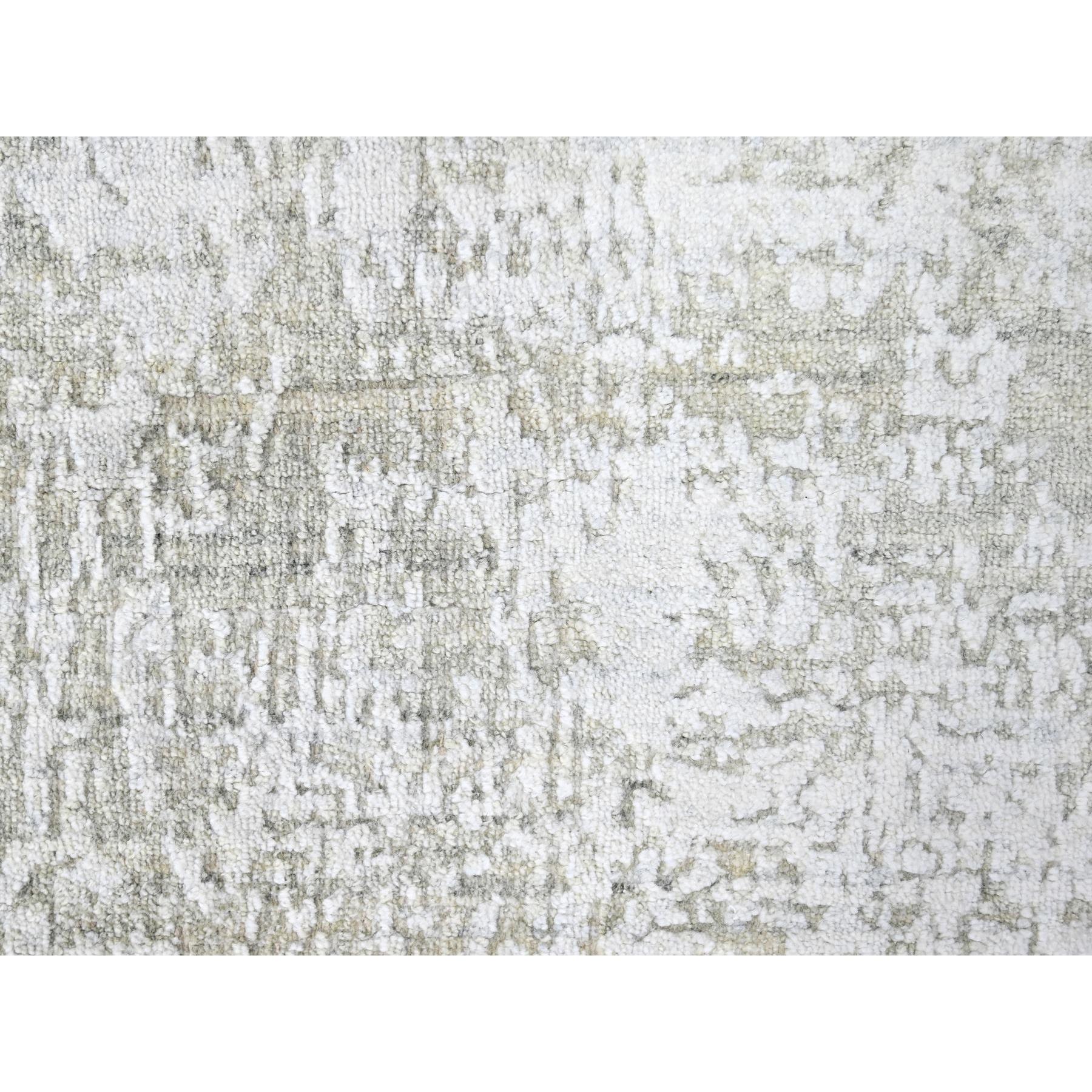 4'1"x5'10" Oyster Gray, Textured Pile, Modern Design, Hand Loomed, Wool and Plant Based Silk, Oriental Rug Sh10284