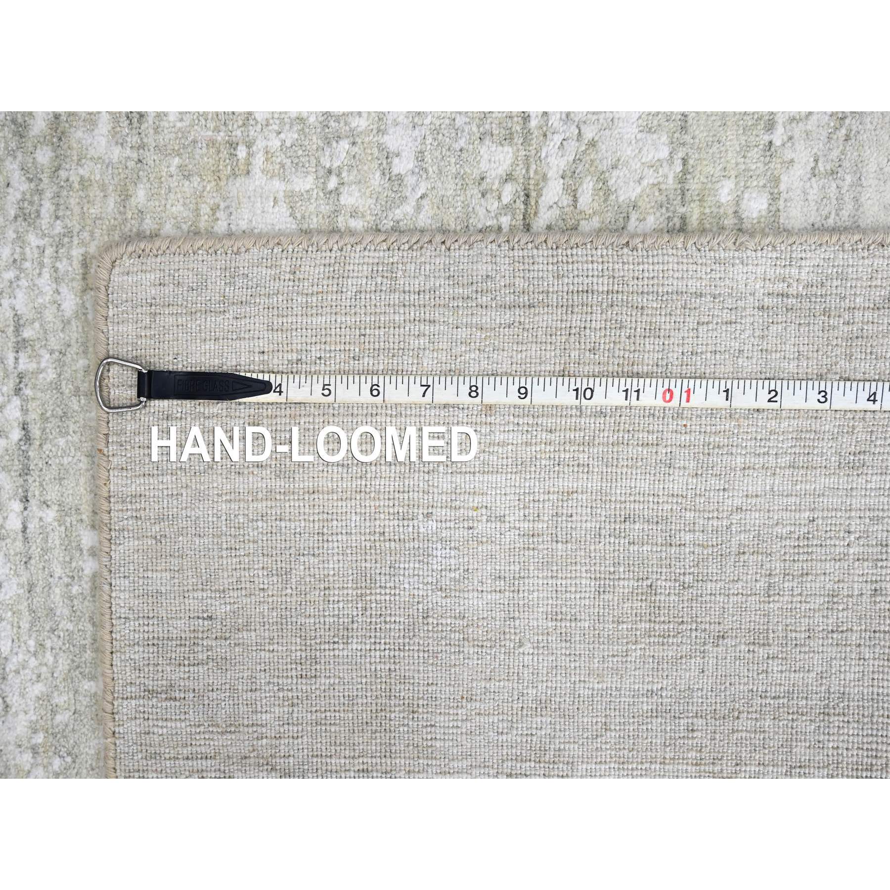 4'1"x5'10" Oyster Gray, Textured Pile, Modern Design, Hand Loomed, Wool and Plant Based Silk, Oriental Rug Sh10284