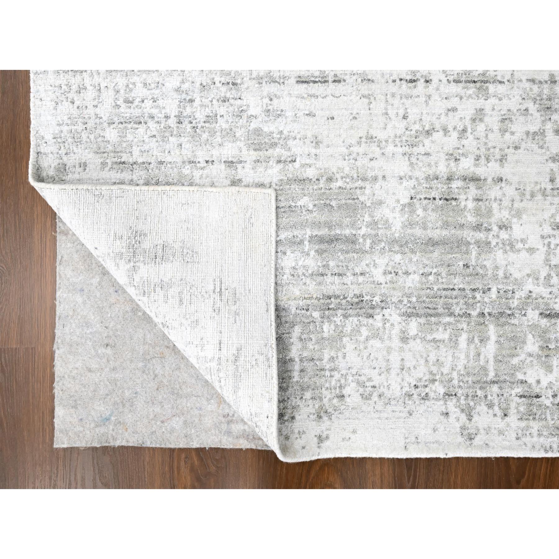 4'x6' Chiffon White with Gray, Modern Design, Hand Loomed, Wool and Plant Based Silk, Textured Pile, Oriental Rug Sh10288