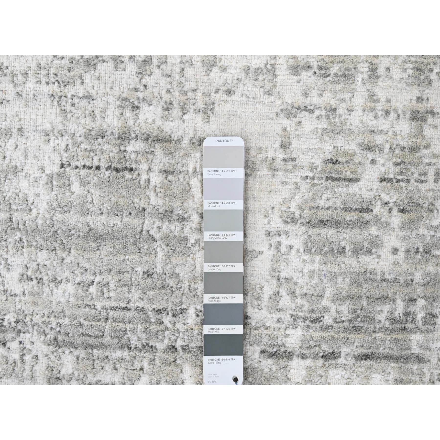 4'x6' Chiffon White with Gray, Modern Design, Hand Loomed, Wool and Plant Based Silk, Textured Pile, Oriental Rug Sh10288