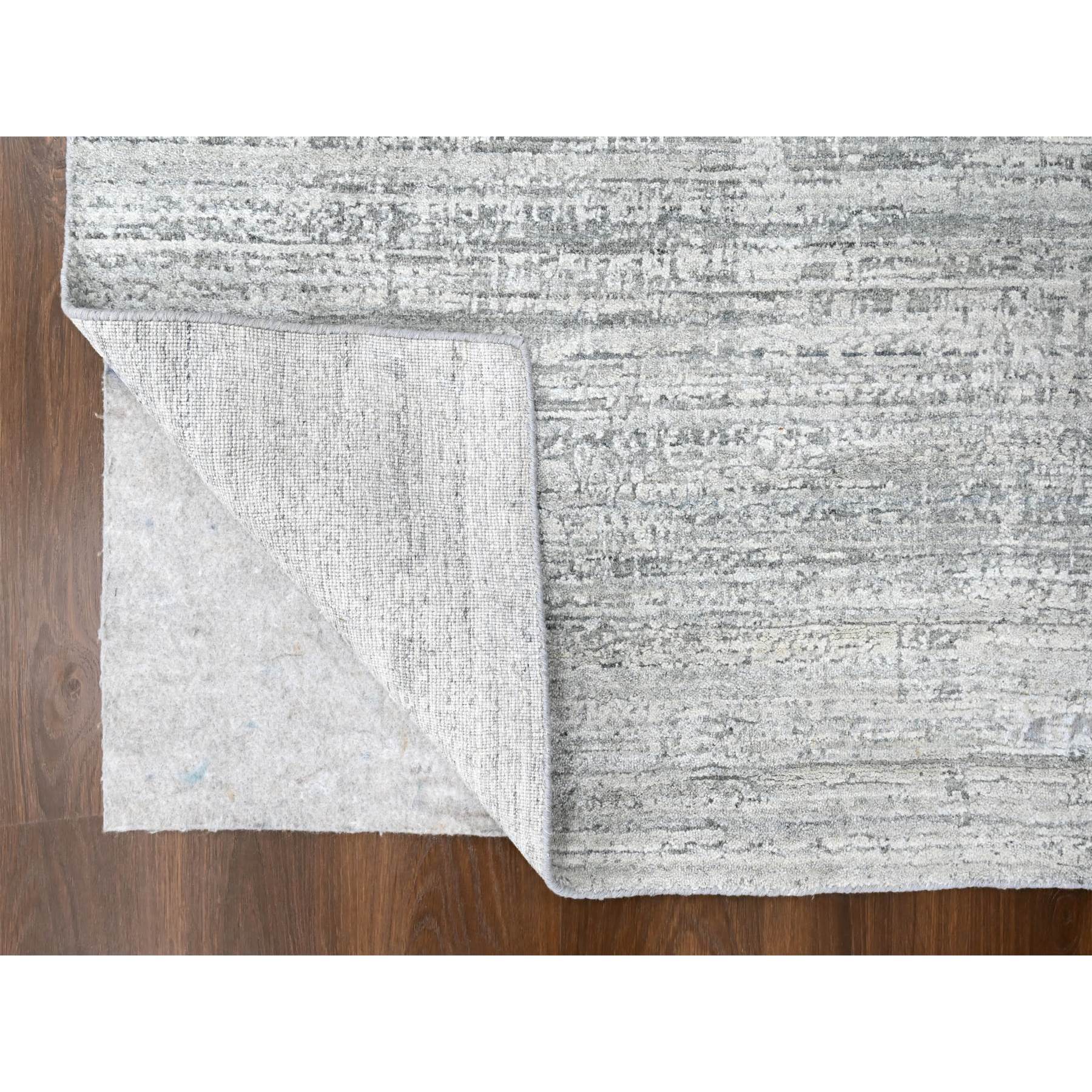 4'2"x6' Misty Gray, Wool and Plant Based Silk, Hand Loomed, Textured Pile, Modern Design, Oriental Rug Sh10289