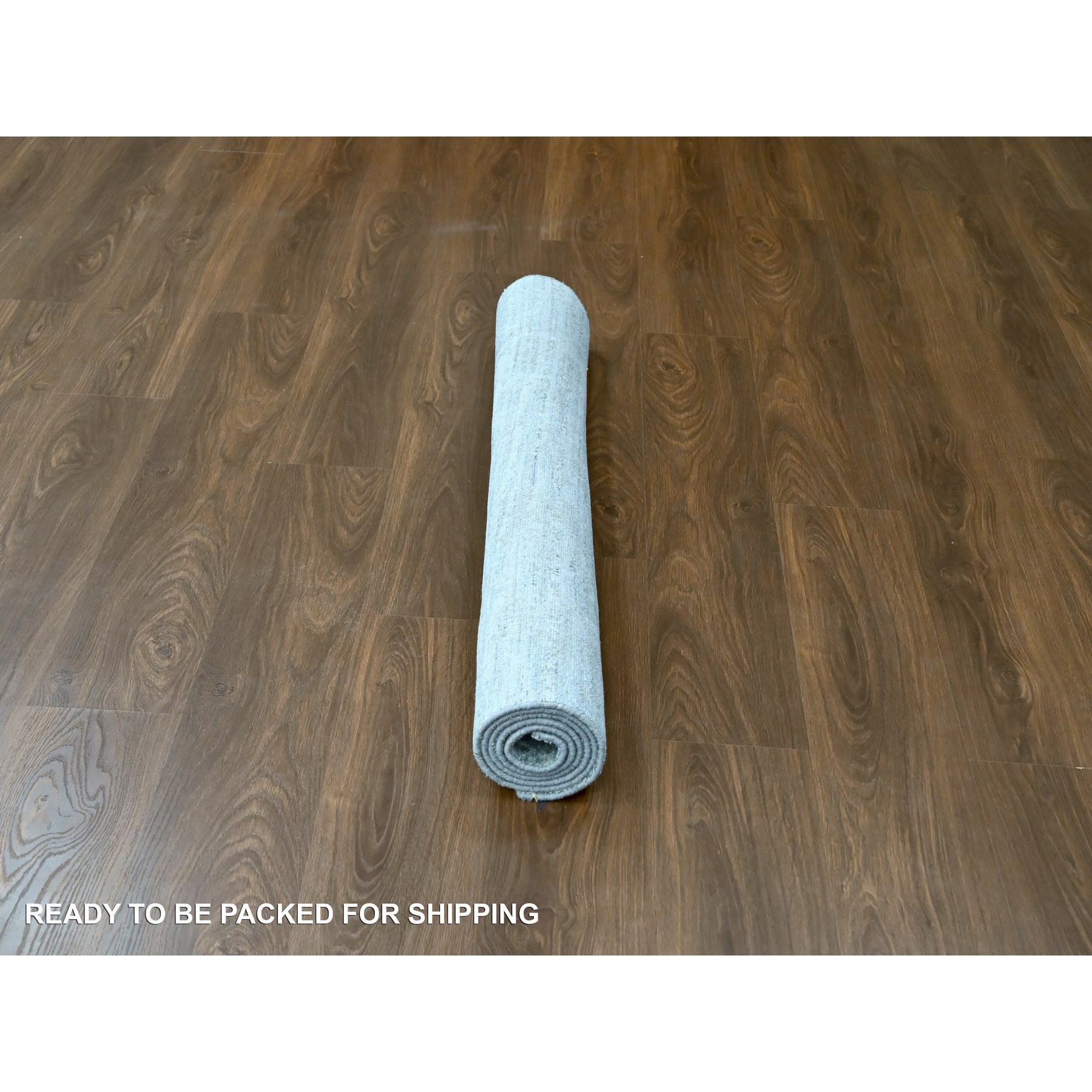 4'2"x6' Misty Gray, Wool and Plant Based Silk, Hand Loomed, Textured Pile, Modern Design, Oriental Rug Sh10289