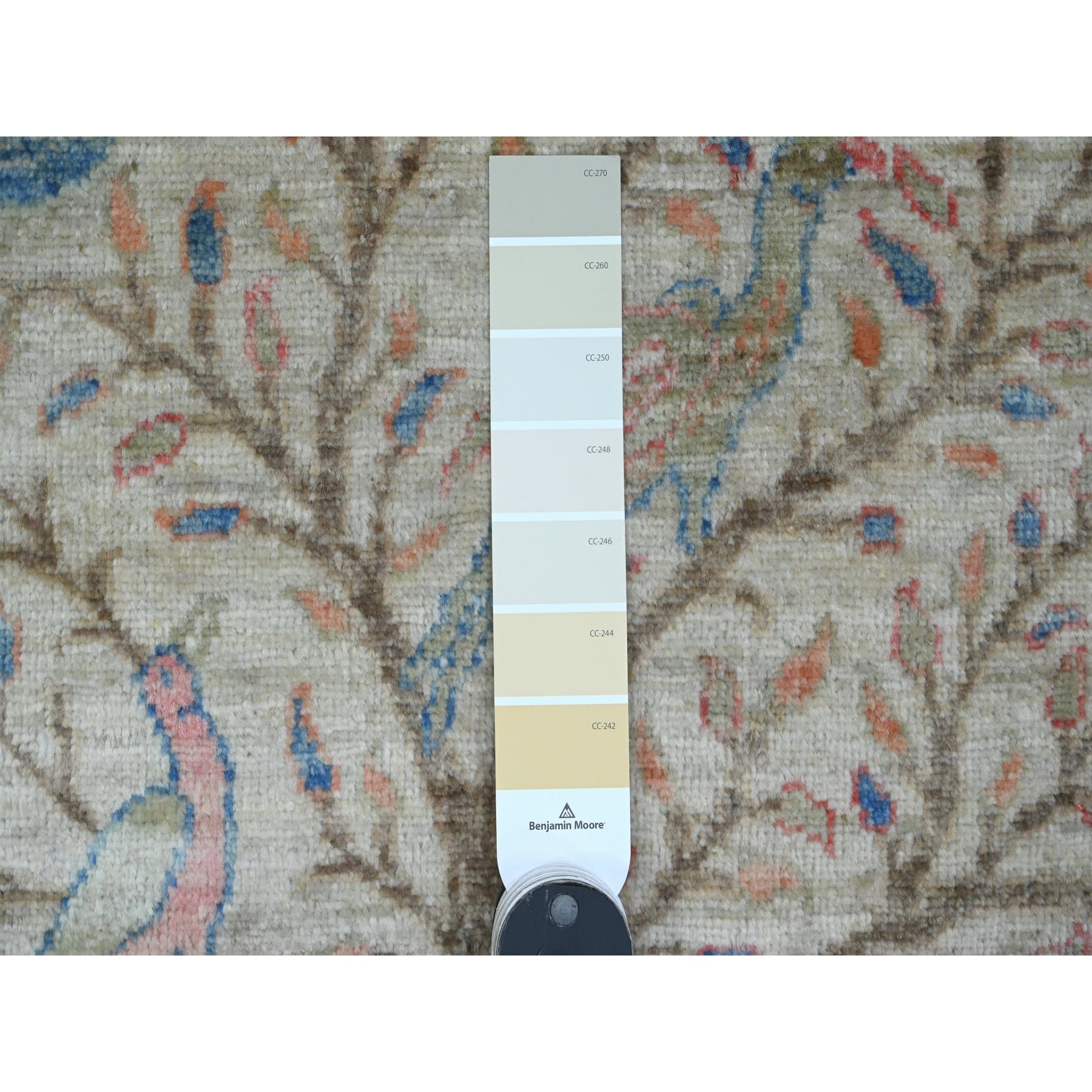 2'x2'10" Oyster White, Hand Knotted, Afghan Peshawar with Birds of Paradise Design, 100% Wool, Veggie Dyes, Sample, Mat, Oriental Rug Sh20057