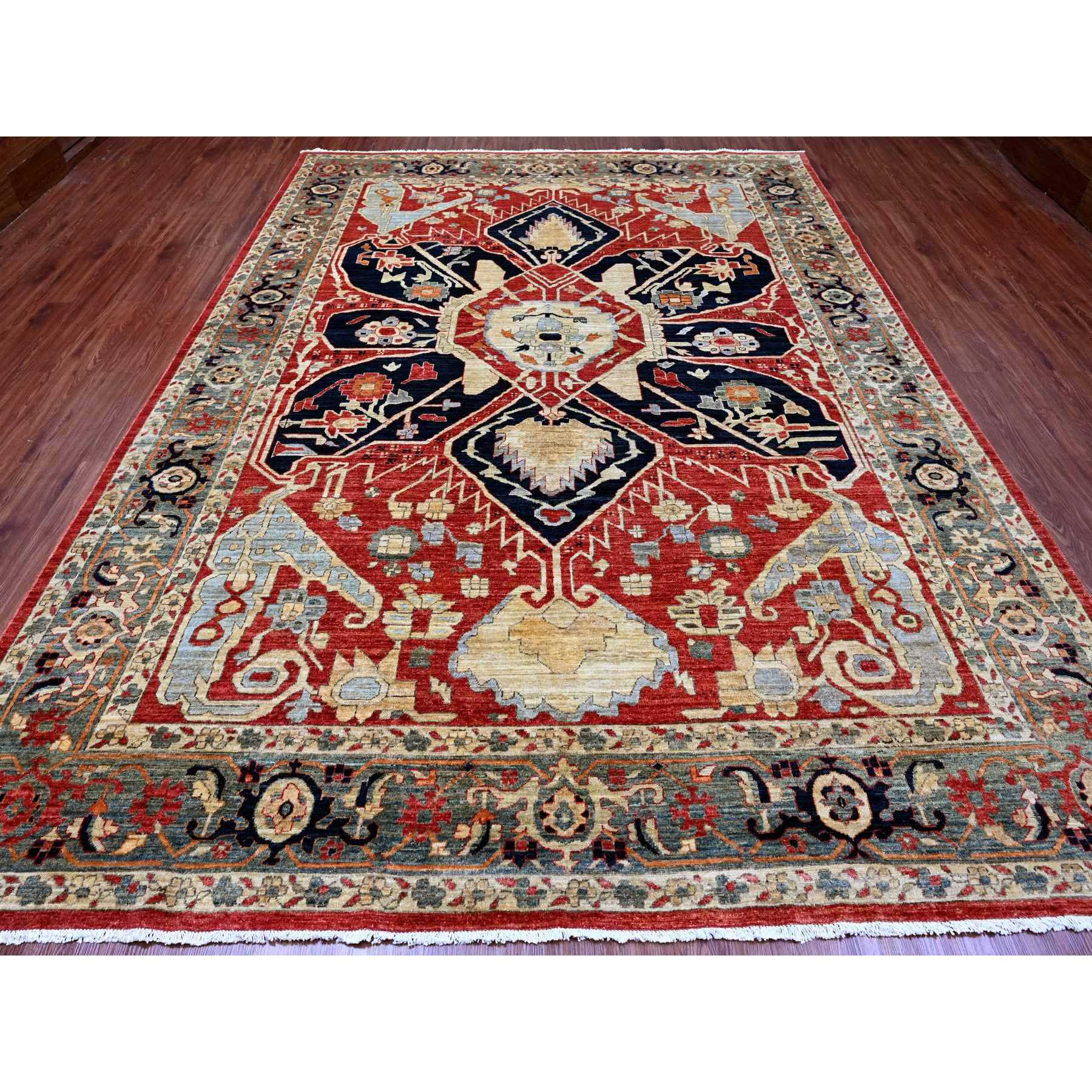 9'x12' Prismatic Red, Serapi Heriz with Large Flower Design, Peshawar, Hand Knotted, Veggie Dyes, 100% Wool, Densely Woven, Oriental Rug Sh20104