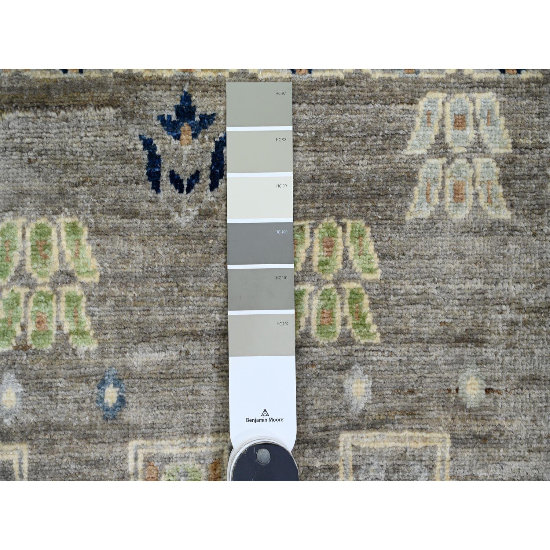 2'8"x9'7" Spanish Gray, Fine Kashkuli Gabbeh with Small Animal Figurines, Soft Wool, Hand Knotted, Natural Dyes, Runner, Oriental Rug Sh20117