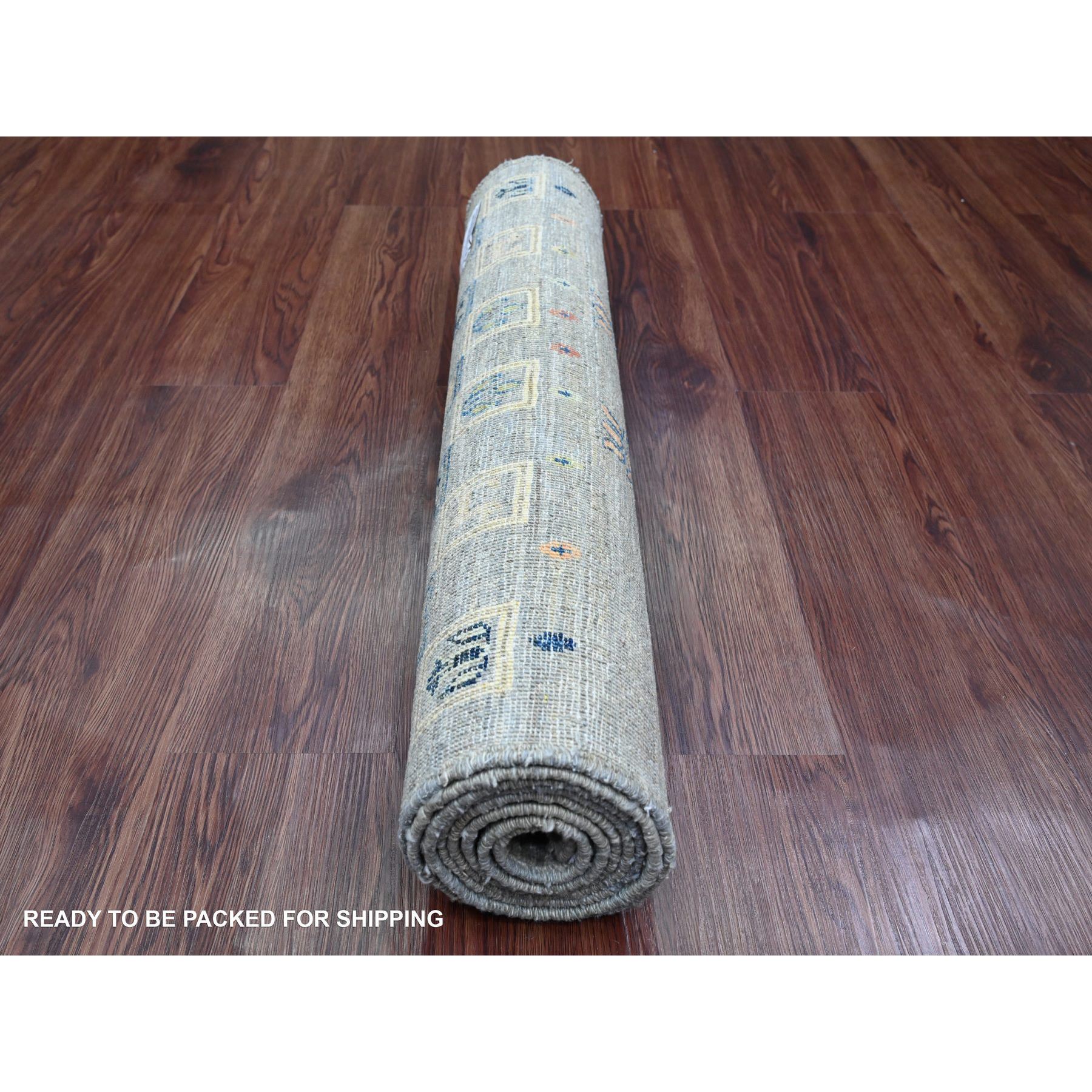 2'8"x7'7" Stone Gray, Soft Wool, Fine Kashkuli Gabbeh with Small Animal Figurines, Hand Knotted, Natural Dyes, Runner, Oriental Rug Sh20124