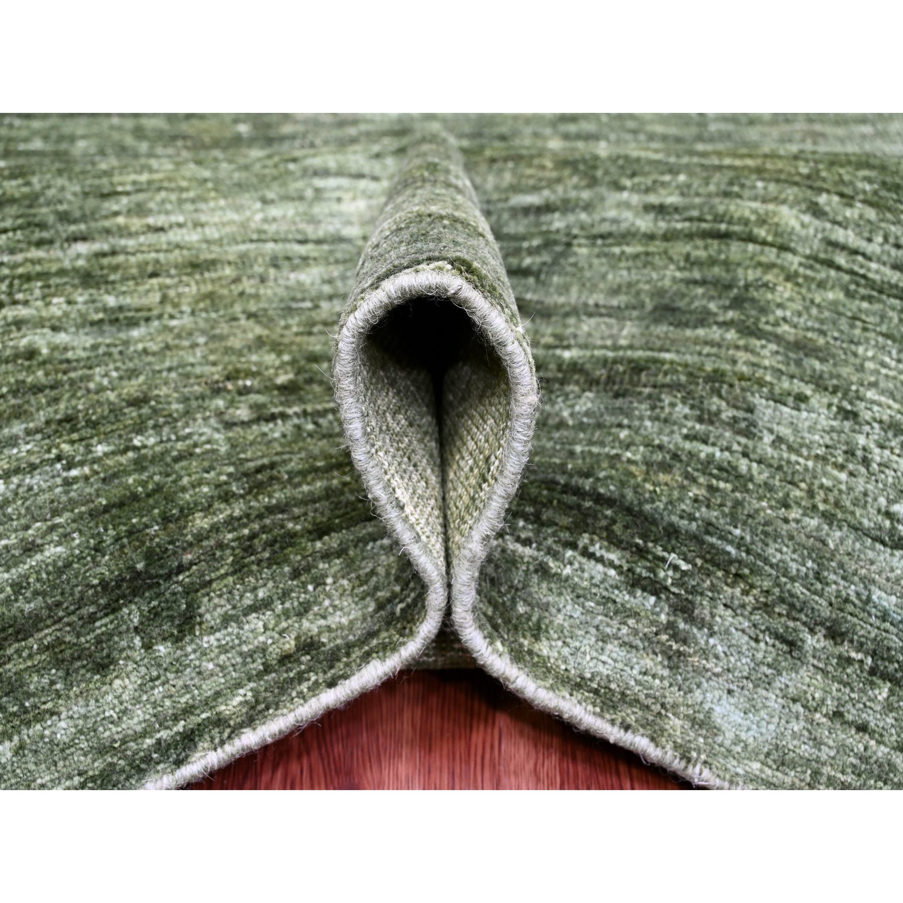 8'8"x11'6" Basil Green, Hand Spun Ghazni Wool, Plain Solid Pattern, Hand Knotted, Lush and Plush, Oriental Rug Sh20140