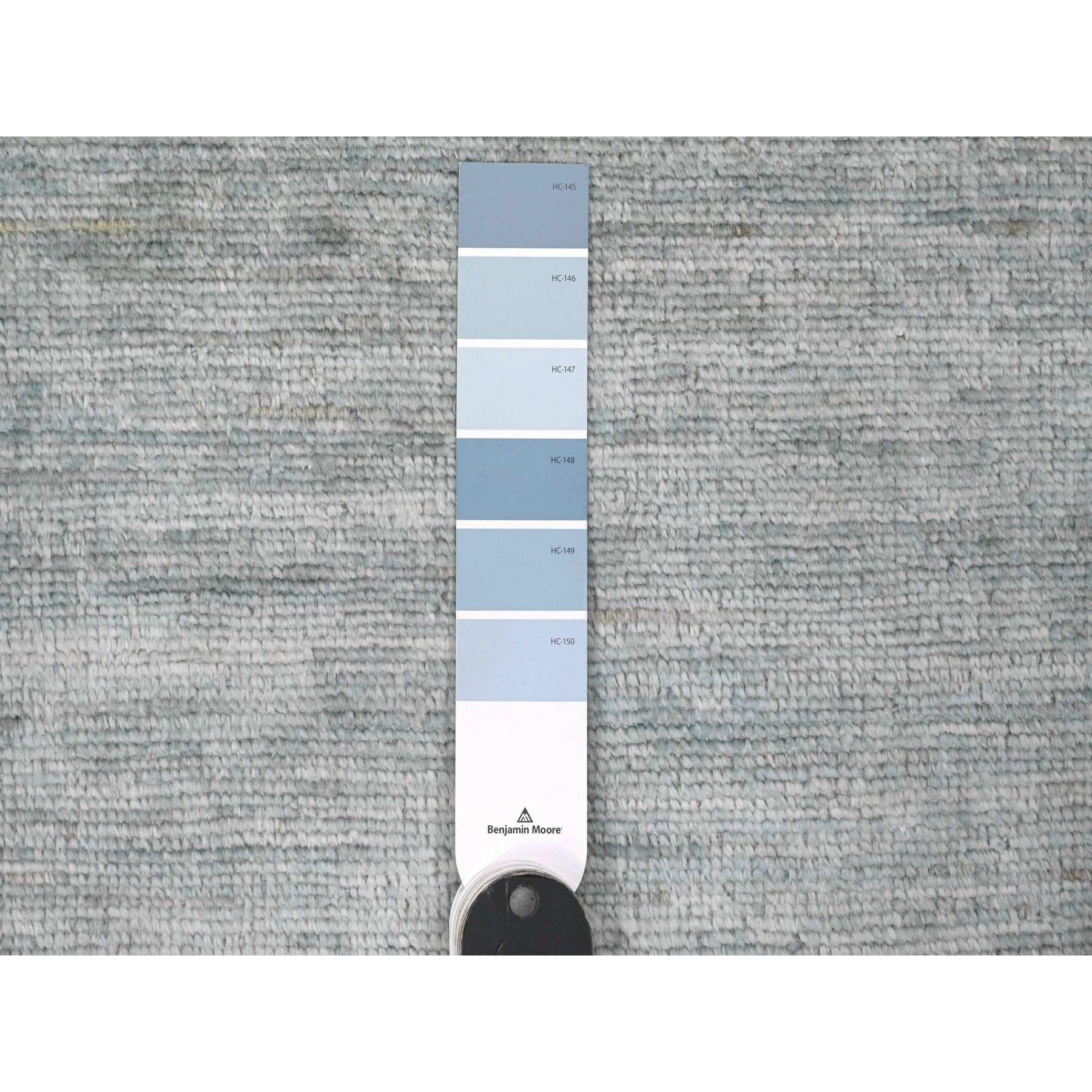 8'6"x11'5" Cloud Gray, Hand Knotted, Plain Solid Pattern, Hand Spun Ghazni Wool, Lush and Plush, Oriental Rug Sh20141