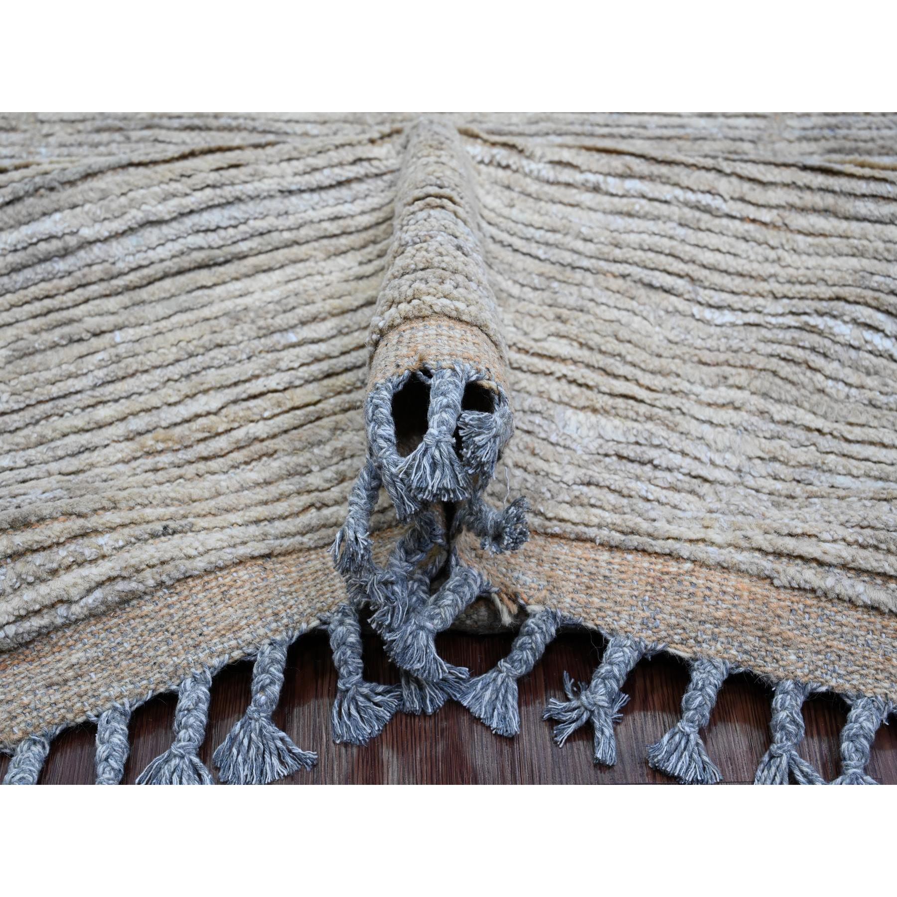 9'8"x14'7" Stone Gray, Moroccan Weave with Textured and Variegated Design, Hand Knotted, 100% Wool, Oriental Rug Sh20148