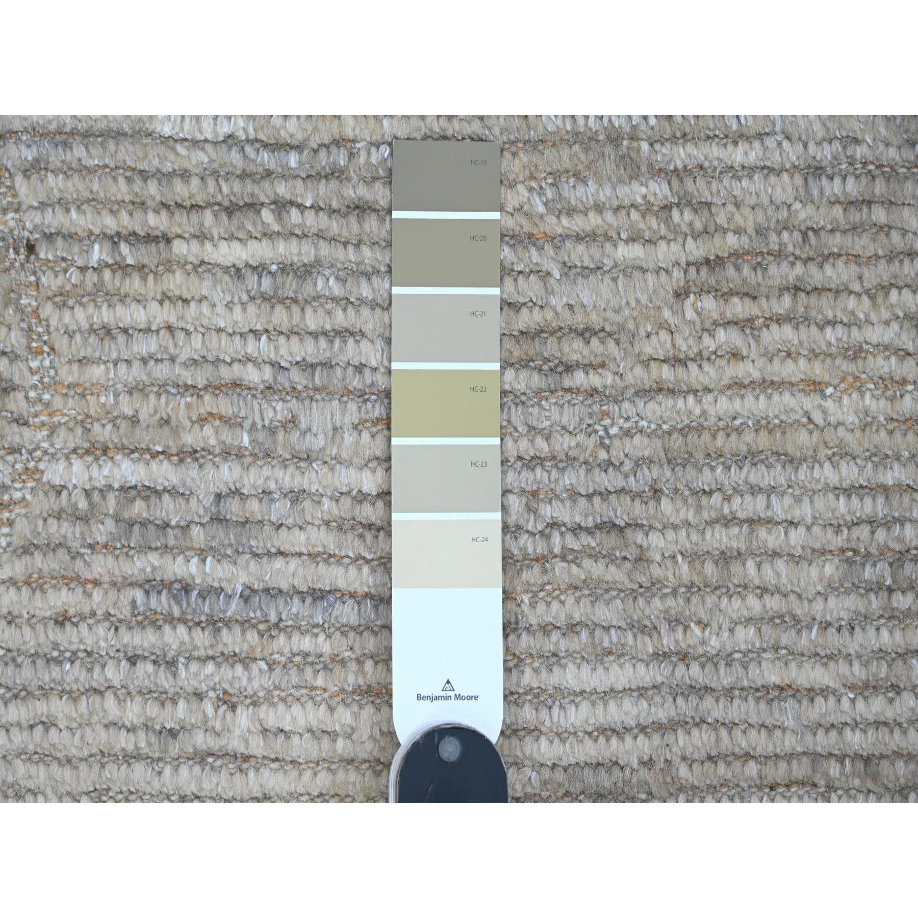 9'8"x14'7" Stone Gray, Moroccan Weave with Textured and Variegated Design, Hand Knotted, 100% Wool, Oriental Rug Sh20148