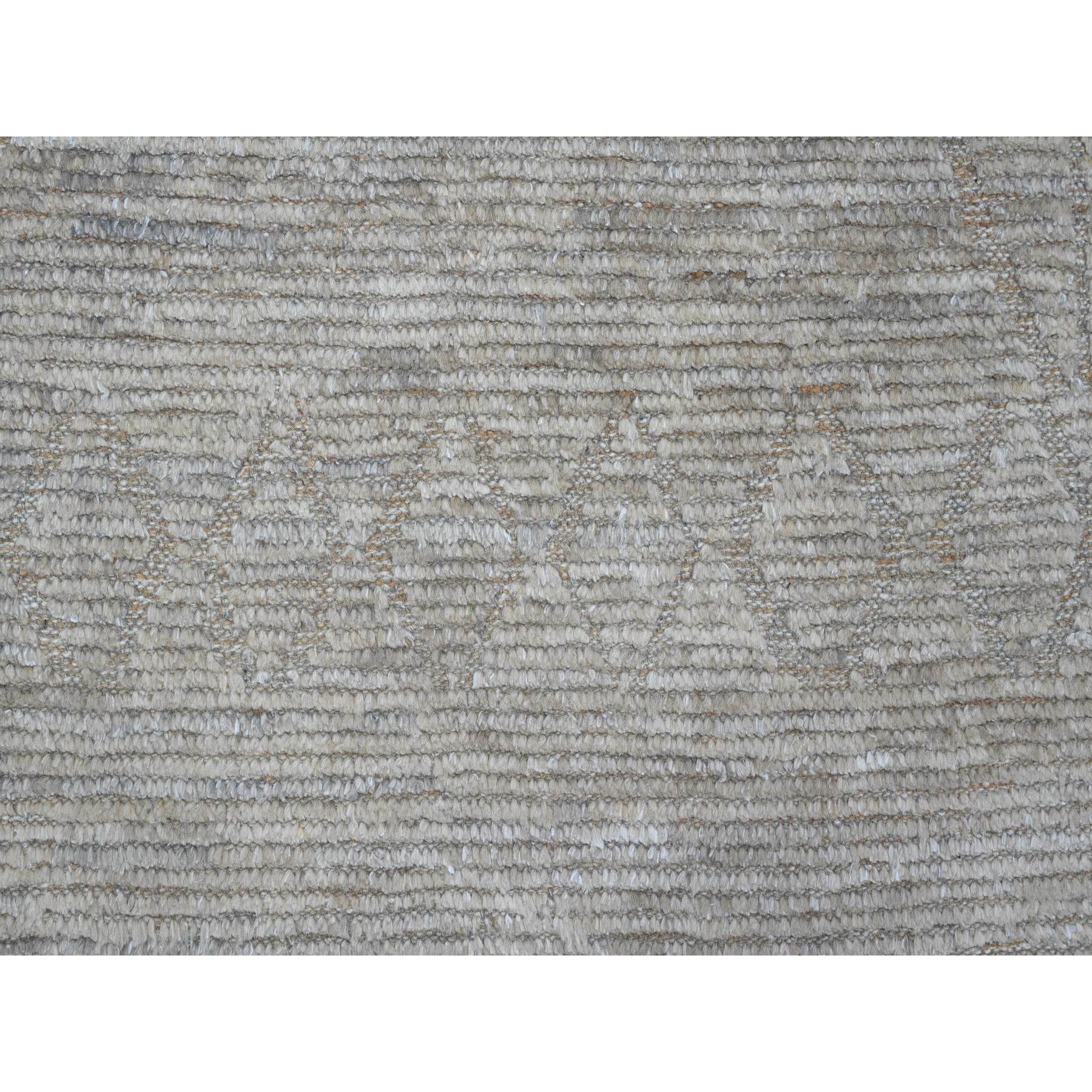 9'8"x14'7" Stone Gray, Moroccan Weave with Textured and Variegated Design, Hand Knotted, 100% Wool, Oriental Rug Sh20148
